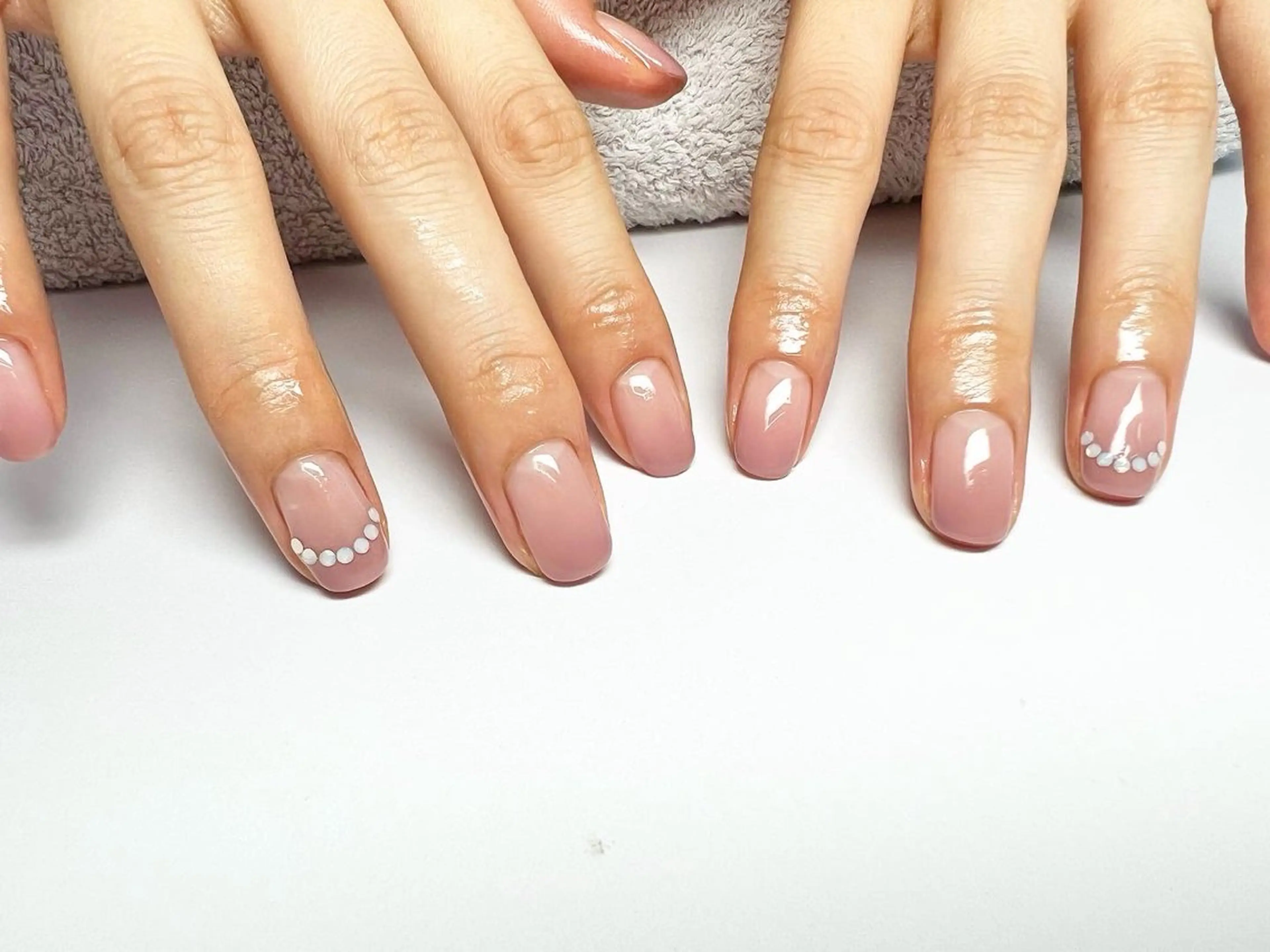 ネイル アートネイル ストーンネイル ハンドネイル coconail所属・ネイリスト HANAのネイルデザイン