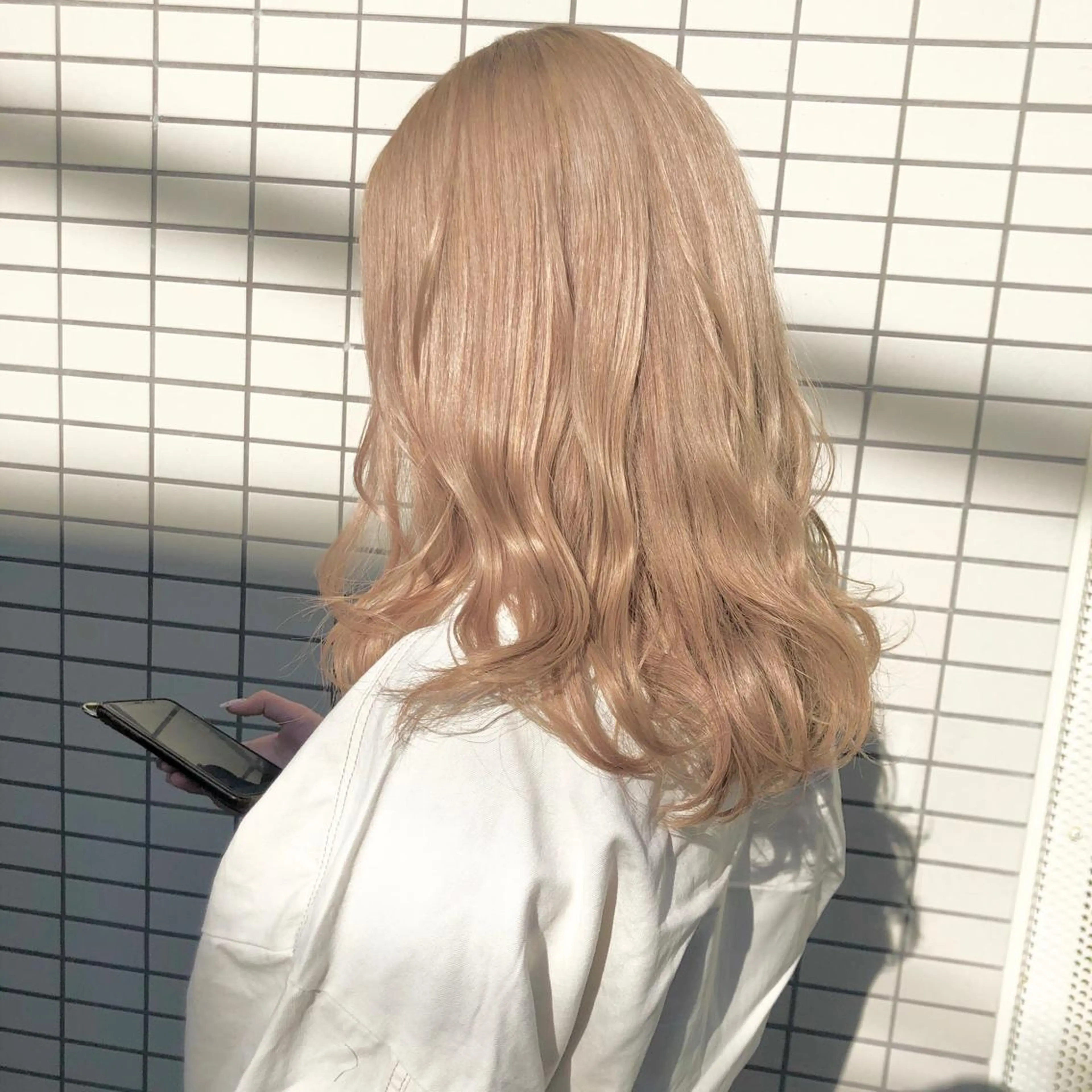 セミロング カラー HOLON池袋所属・ウルフカット ハッシュカット/七海のヘアスタイル