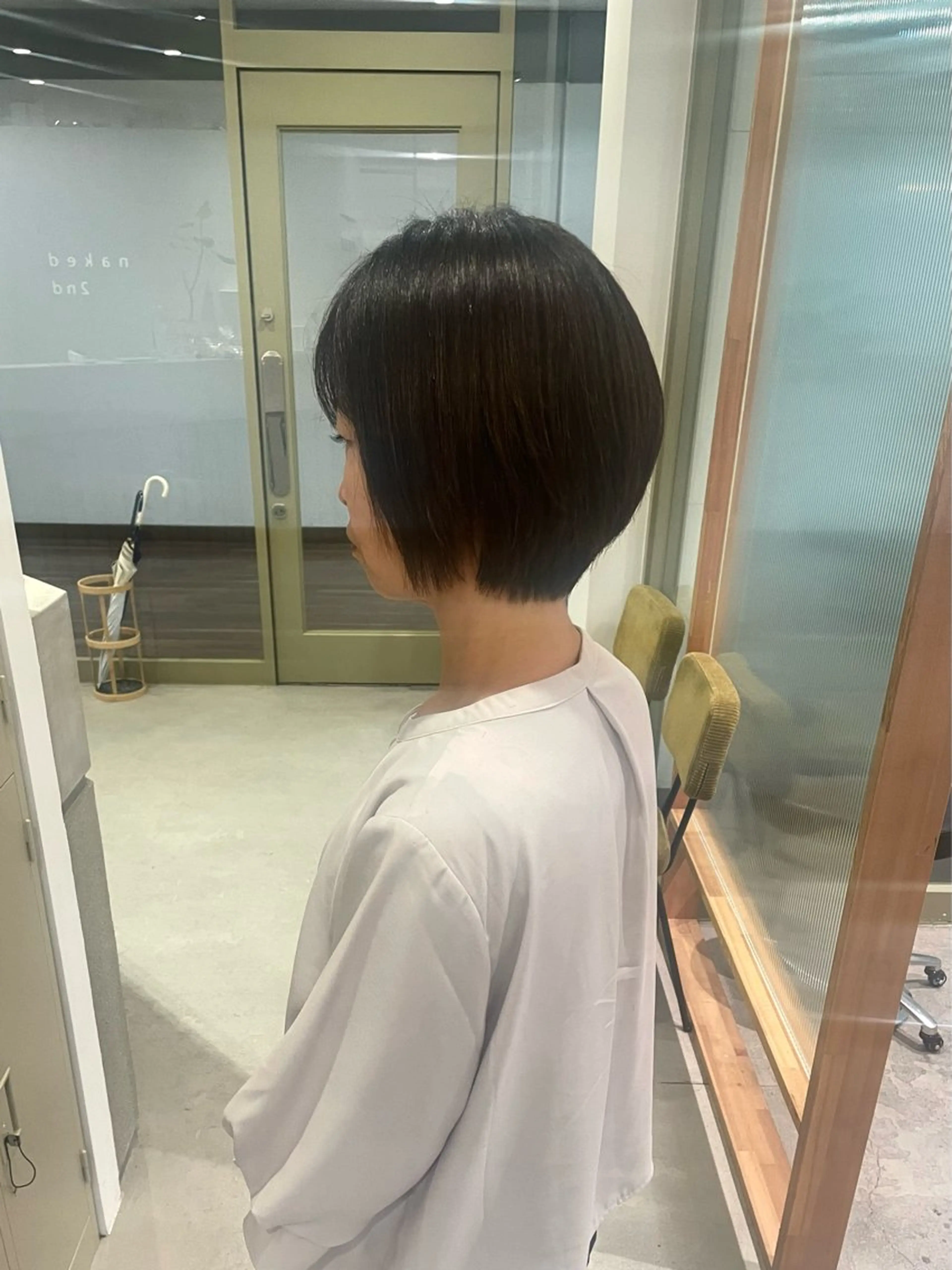 ショート カットパーマモデル 山中 遥のヘアスタイル