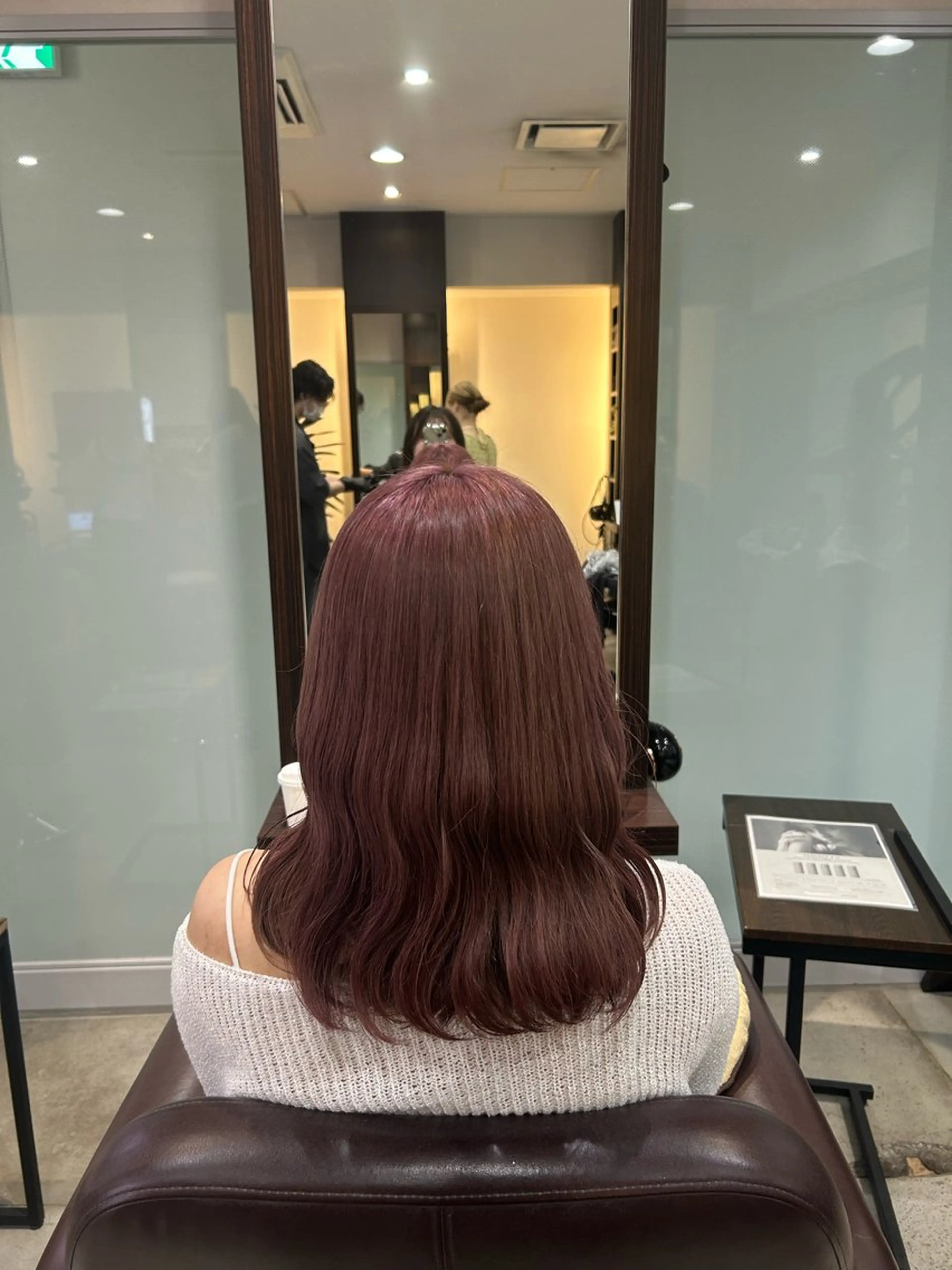 ミディアム カラー グレージュ ピンクカラー 坂本奈都美 🎀のヘアスタイル