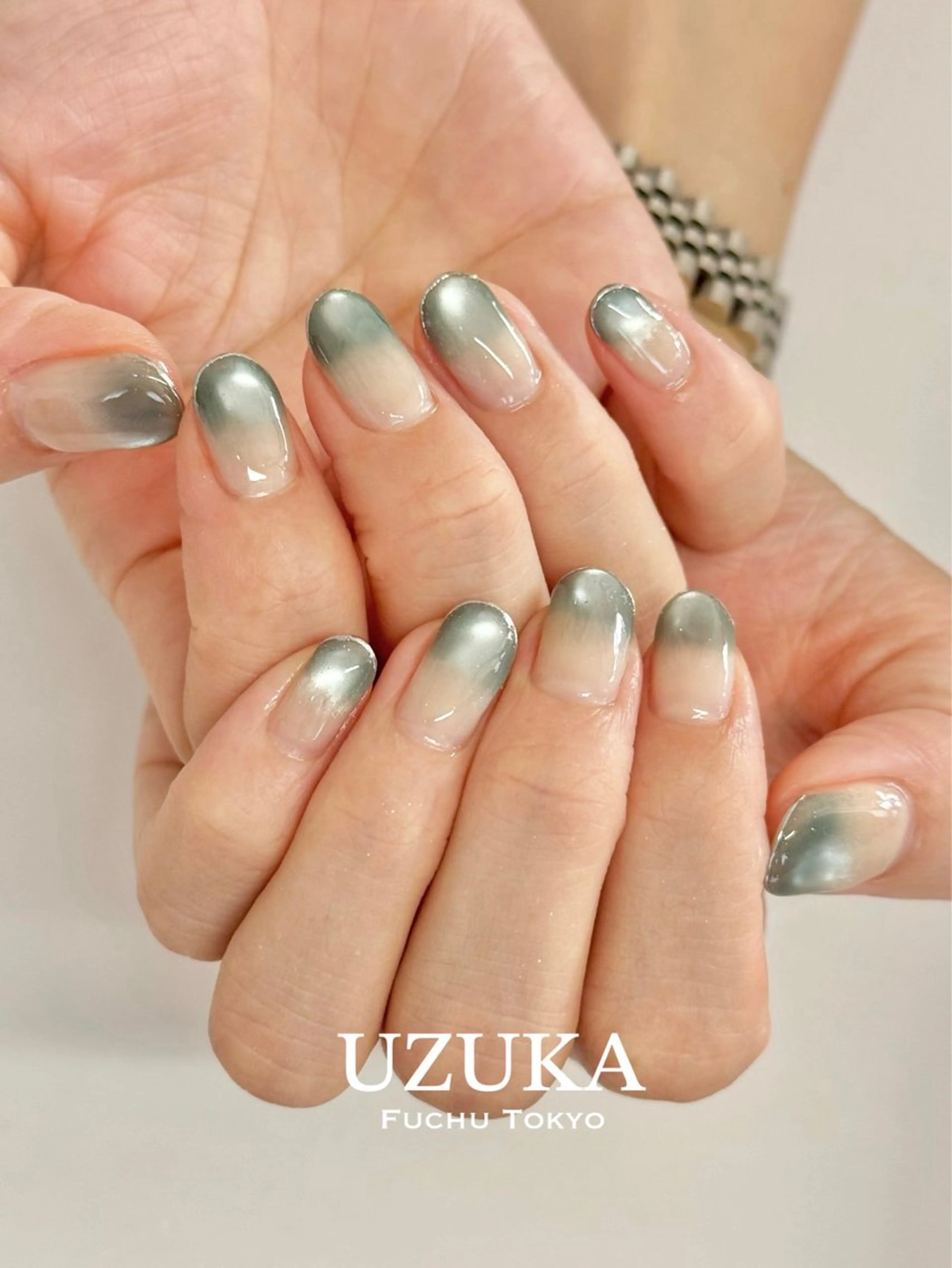 ネイル フレンチネイル マグネットネイル ミラーネイル シルバー 【 enn 】 Uzuka Yukaのネイルデザイン