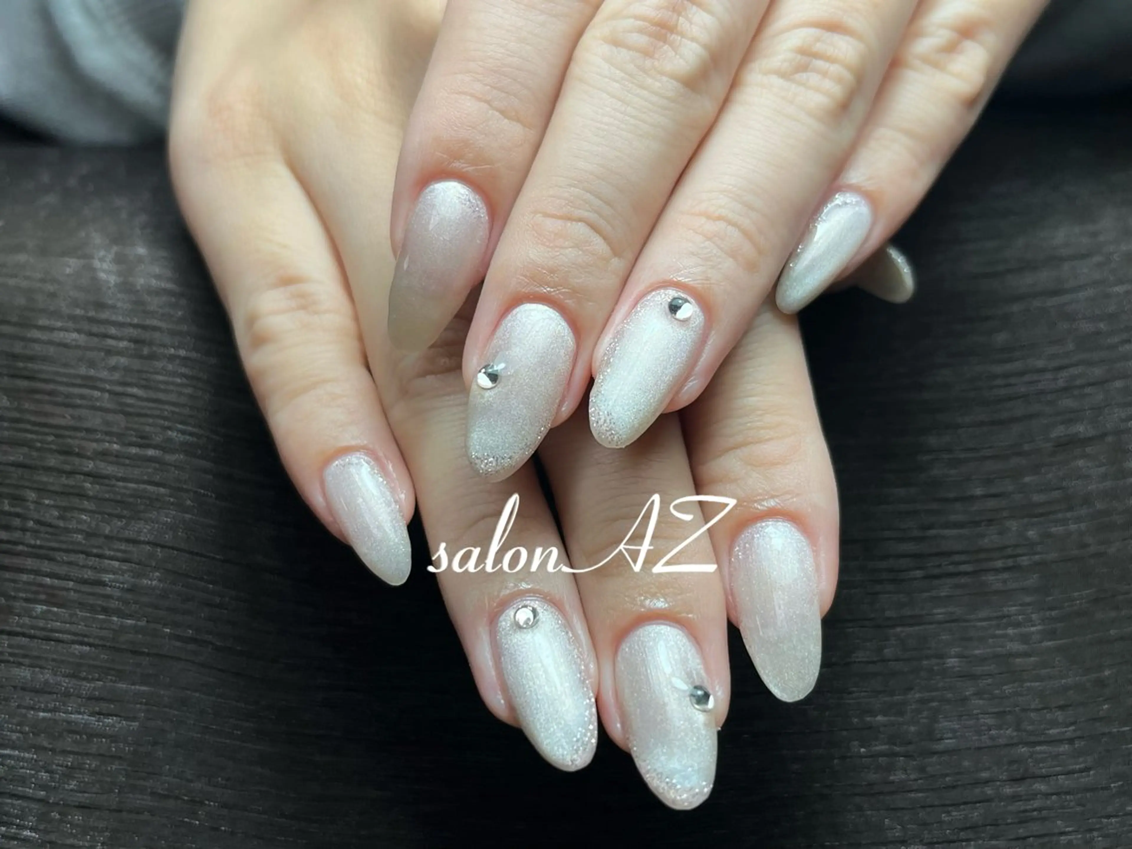 ネイル アートネイル 長さ出し フットネイル フレンチネイル ジェルネイル salon AZのネイルデザイン