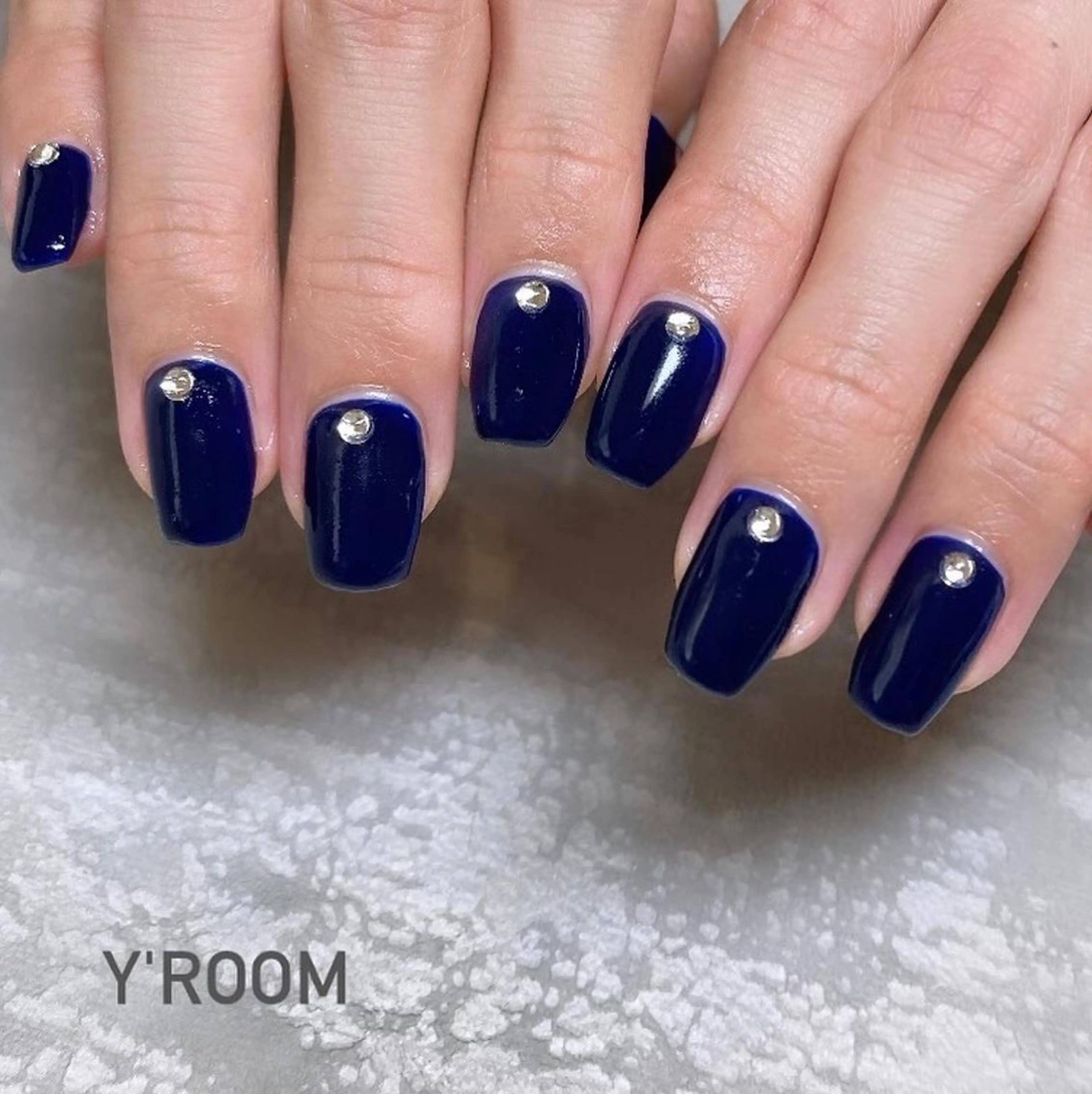 ネイル オーロラネイル フラッシュネイル フットネイル ジェルネイル 氷ネイル・うるうるネイル ハンドネイル YUKA （ネイリスト）のネイルデザイン