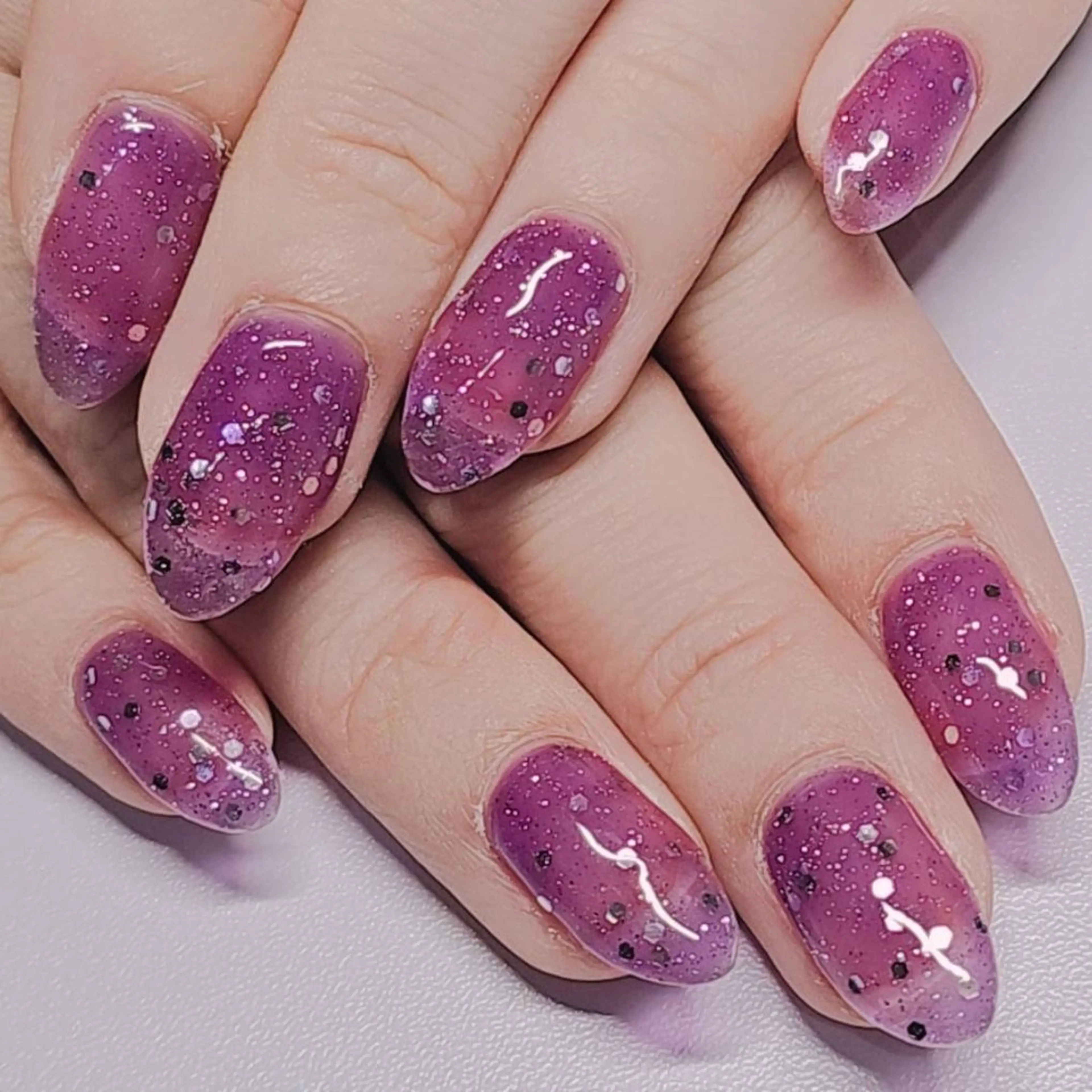 ネイル ホログラムネイル ワンカラーネイル ピンク パープル ハンドネイル よしだ ひろきのネイルデザイン