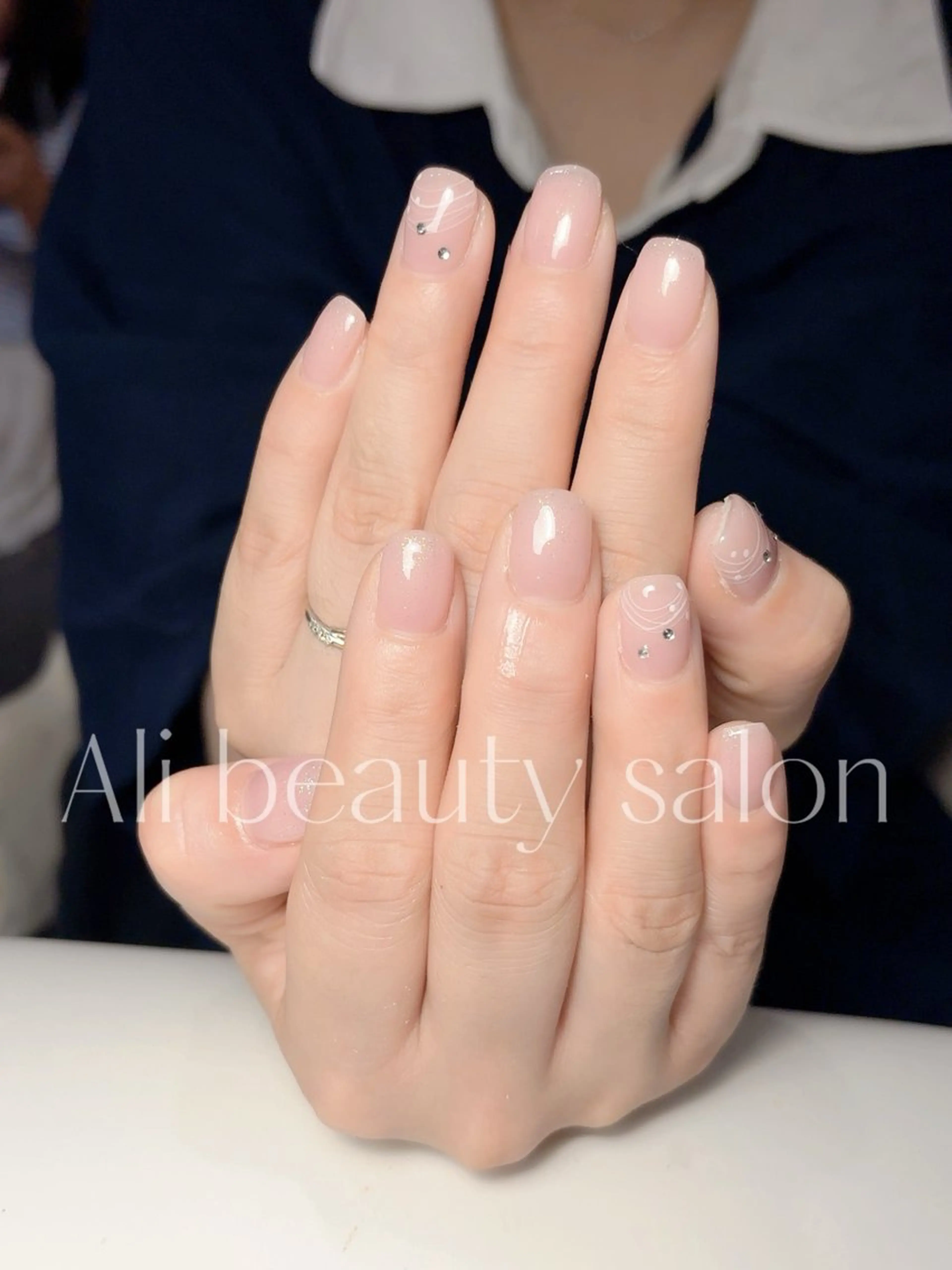 ネイル シンプルネイル ハンドネイル Ali 新小岩 ネイル専門のネイルデザイン