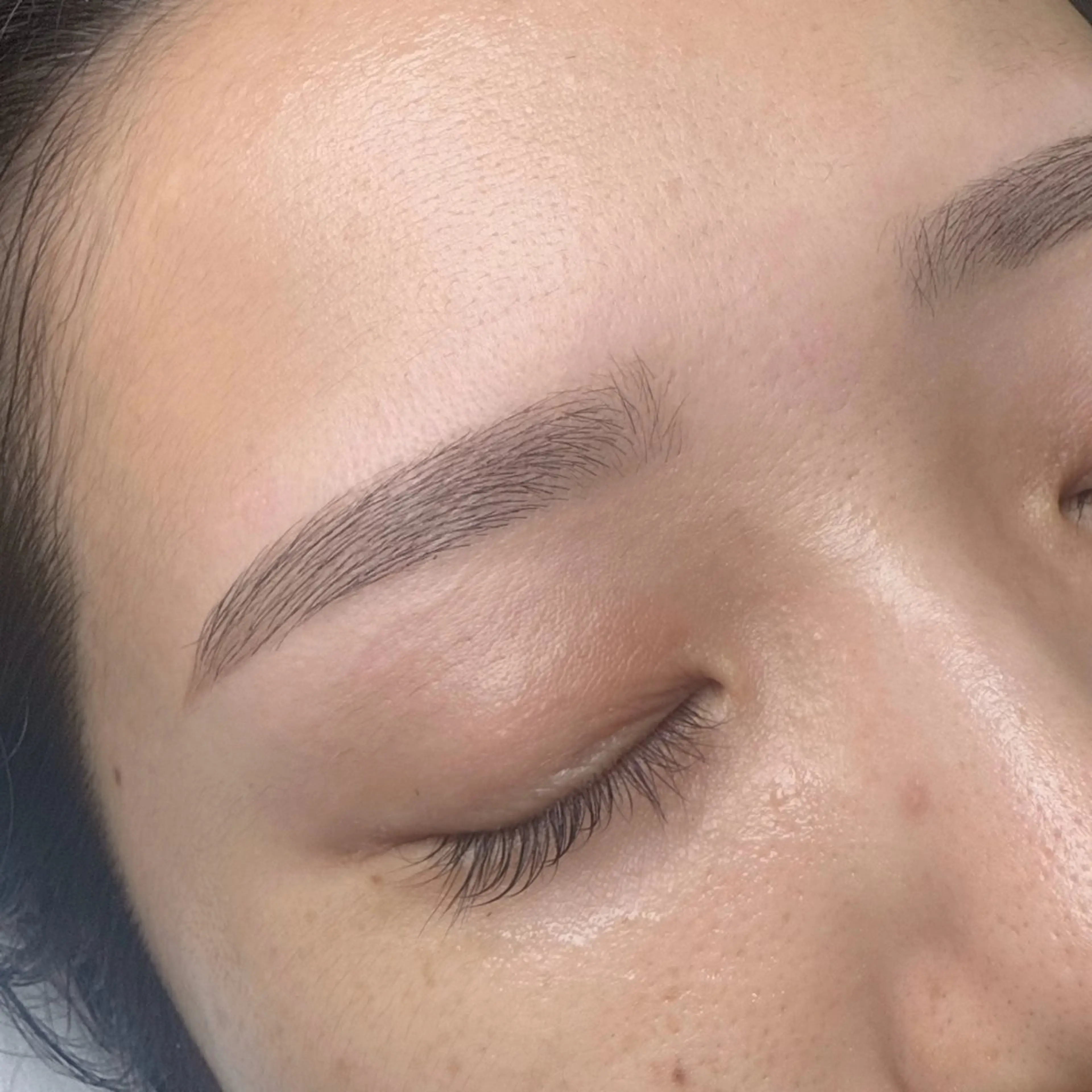 アイブロウ BEAUTYGENE hikaのマツエク・マツパデザイン