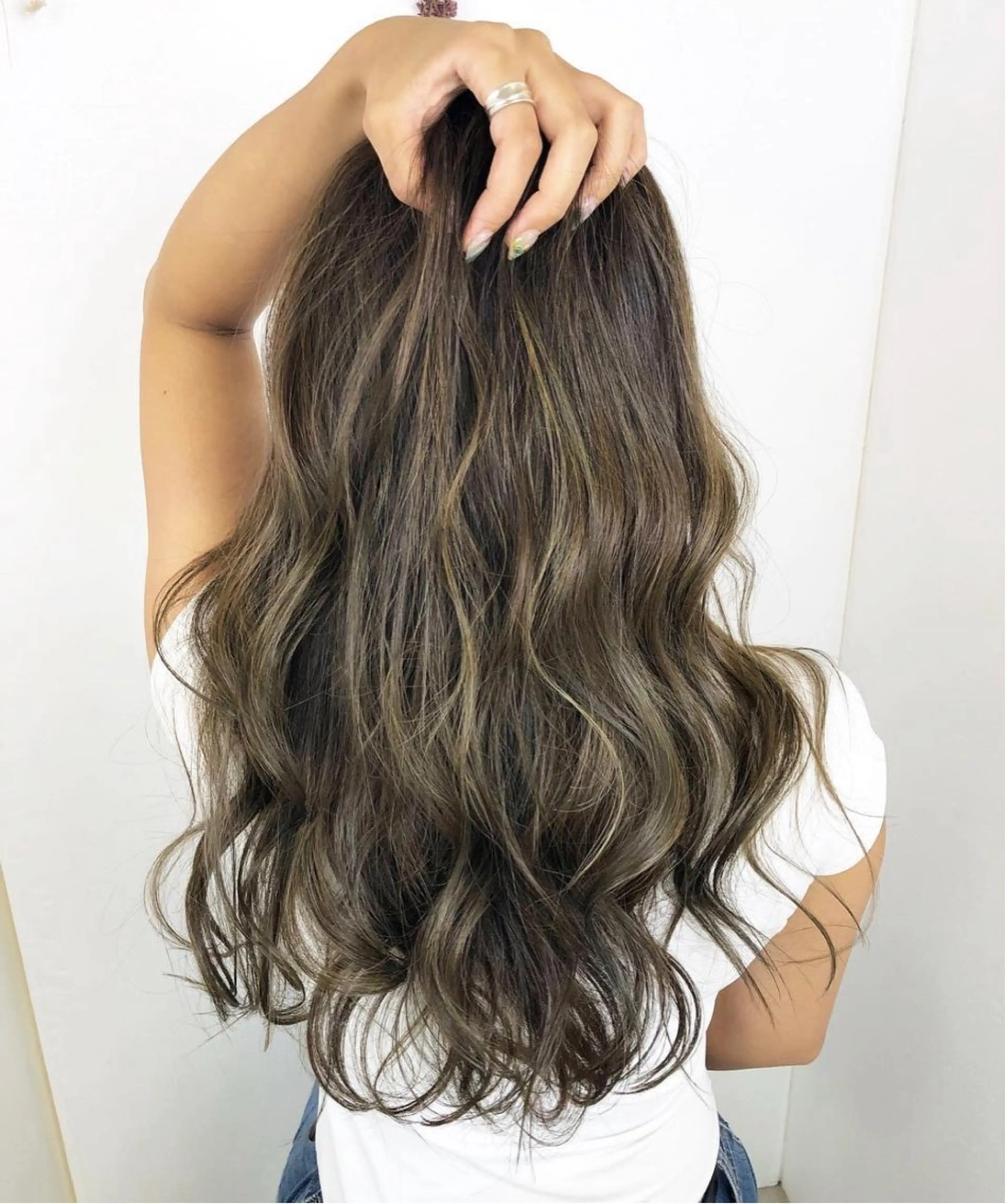 ミディアム 光石 季世のヘアスタイル