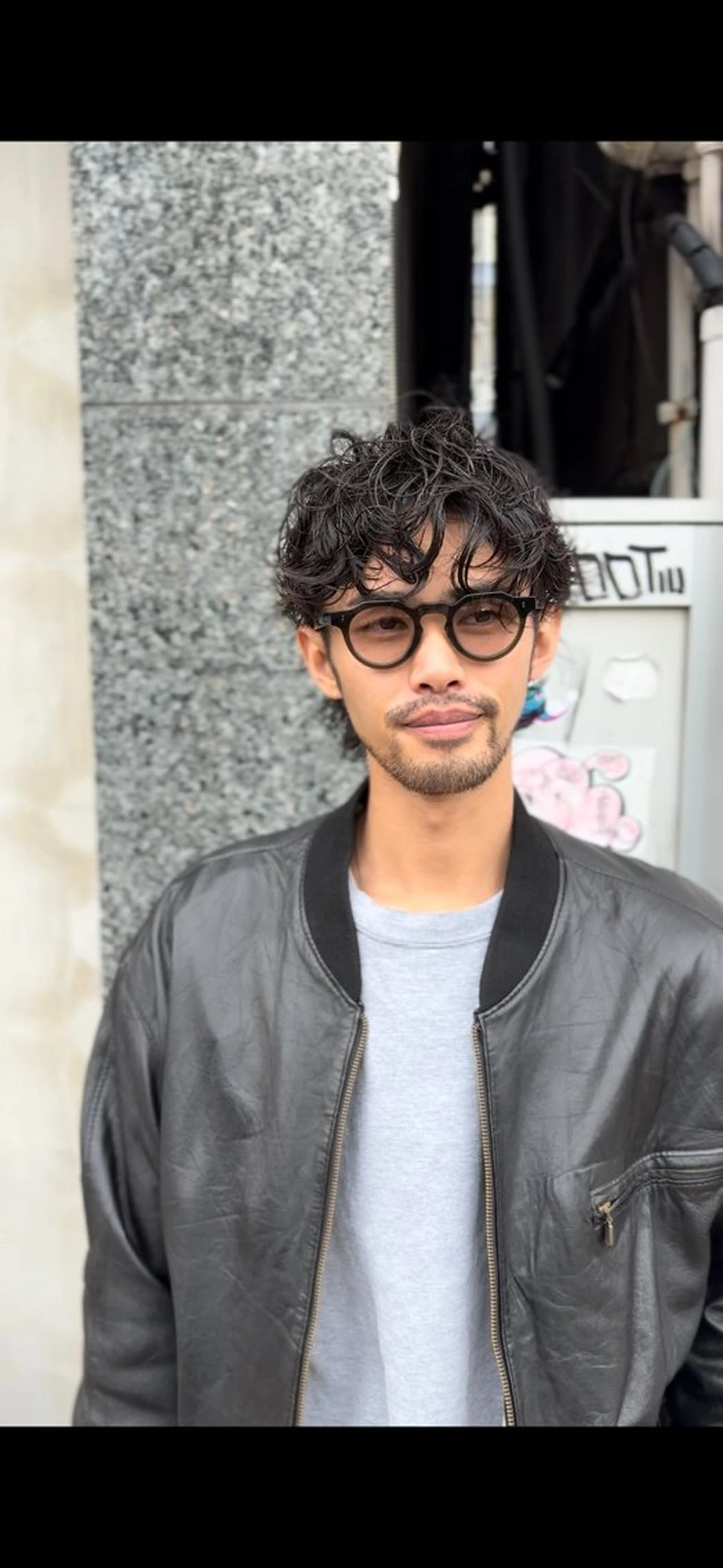 ミディアム パーマ メンズ ミディアムパーマ メンズパーマ カット ヘアカラー パーマ 縮毛矯正 大谷 哲基のヘアスタイル