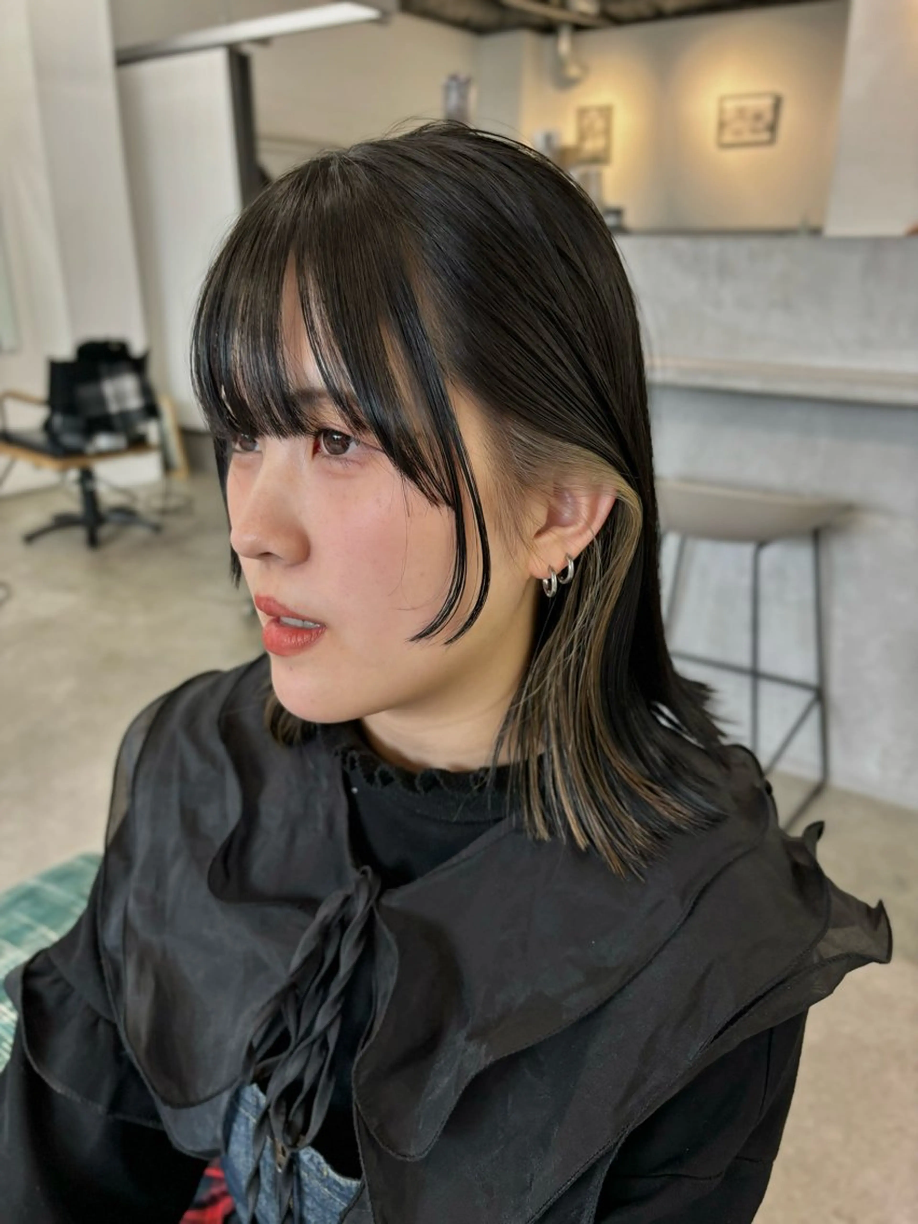 セミロング カラー イヤリングカラー インナーカラー ヘアカラー 顔周りカット/透明感 カラー/rioのヘアスタイル