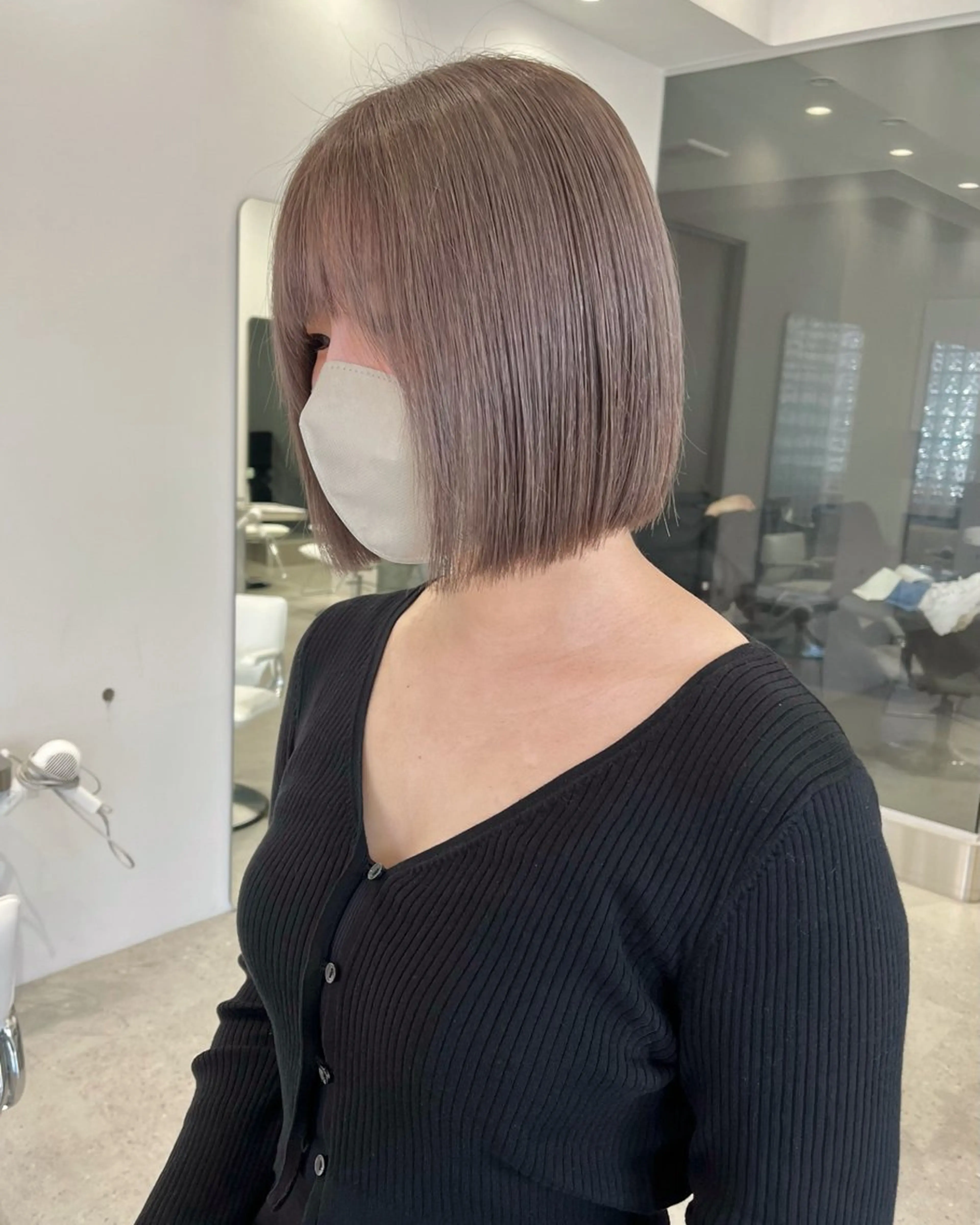 ミディアム カラー iLi所属・iLi 《イリ》のヘアスタイル