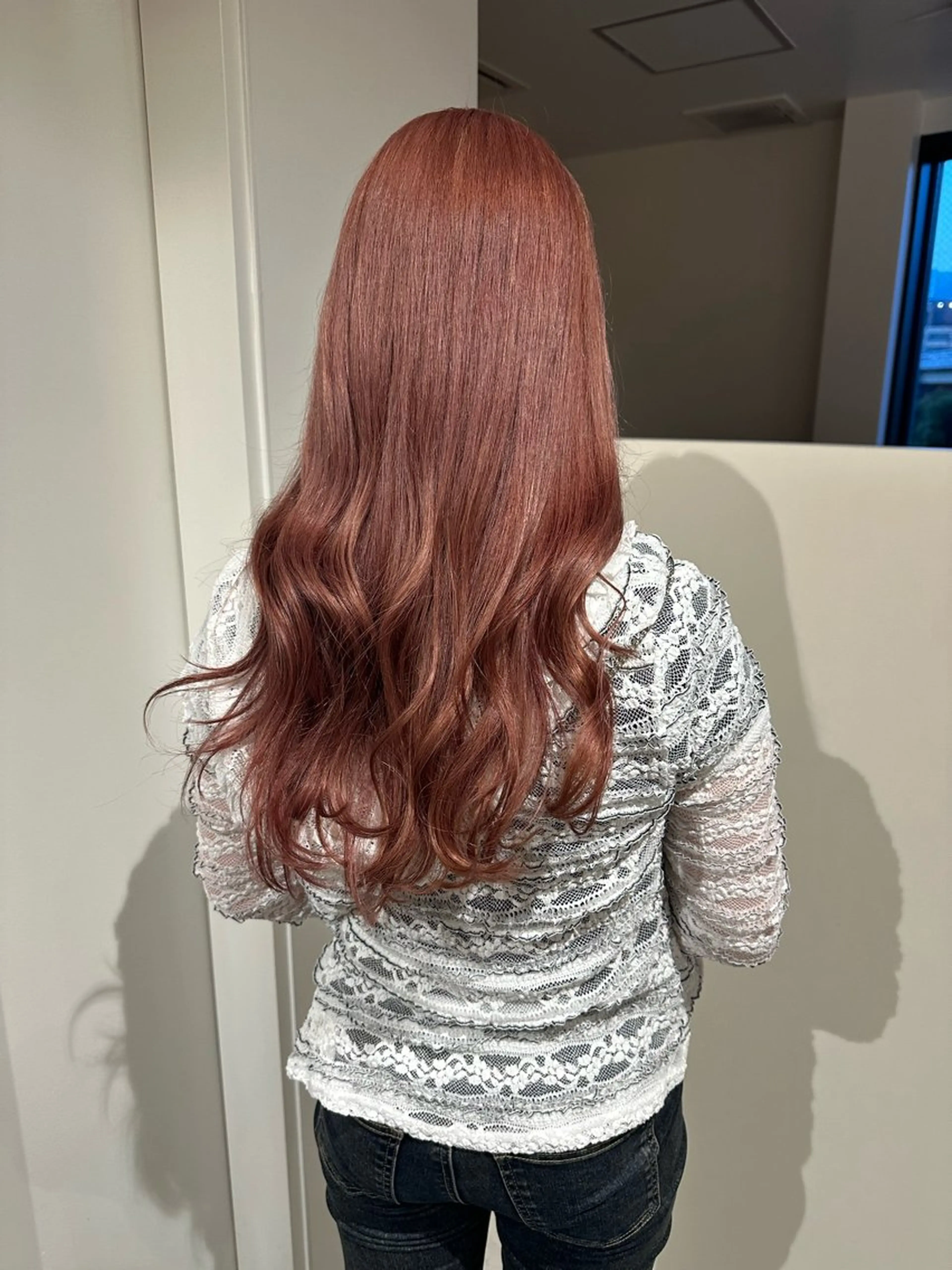 ロング カラー ベージュカラー ブリーチ ダブルカラー ピンクカラー ピンクベージュ カット ヘアカラー トリートメント 和田 あおいのヘアスタイル