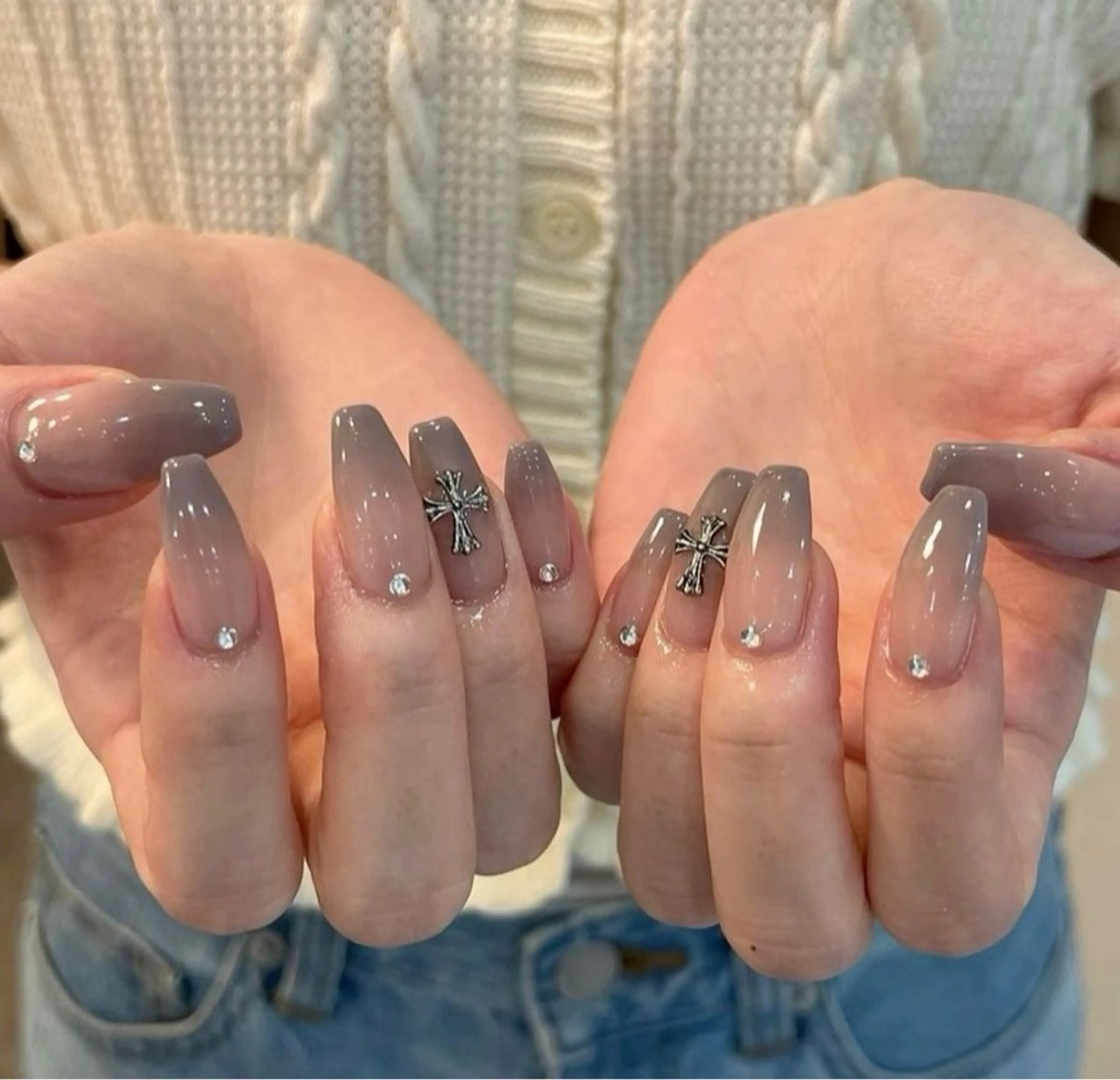 ネイル 長さ出し フレンチネイル グラデーション 卒業式 マグネットネイル ハンドネイル MIHANA NAILのネイルデザイン