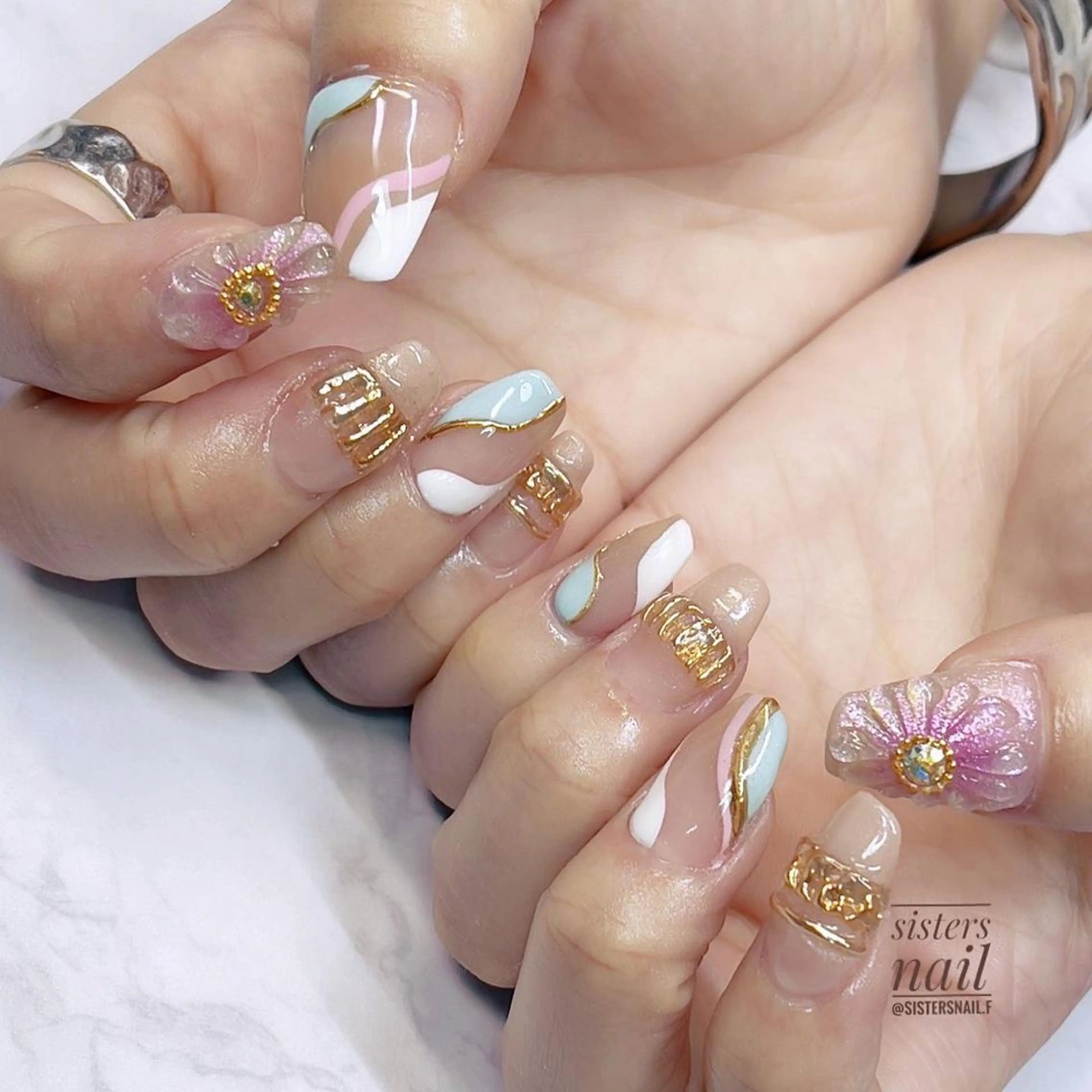 ネイル アートネイル フラワーネイル ニュアンスネイル 夏ネイル sisters nail.fのネイルデザイン