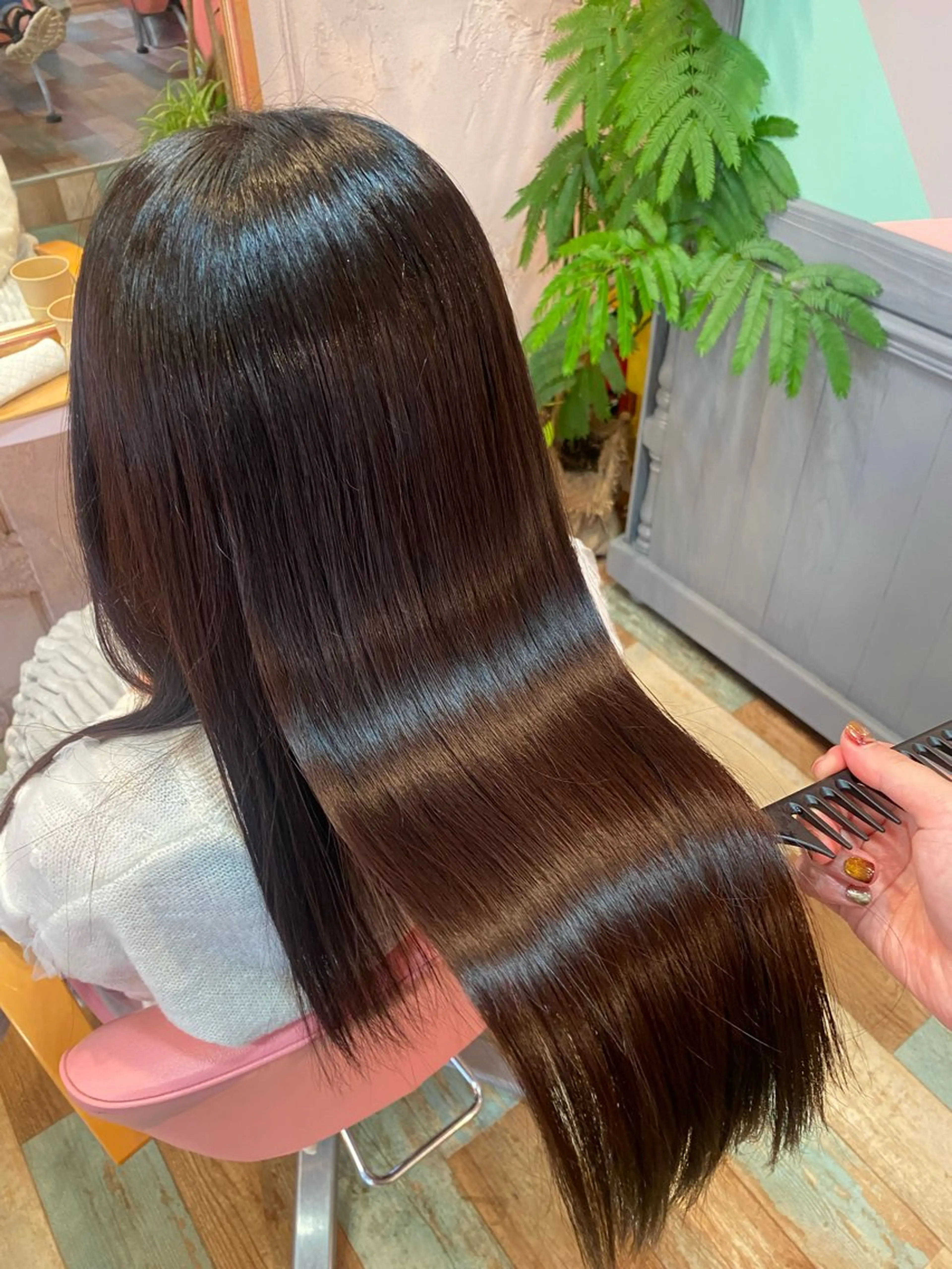 セミロング 𝙼𝚒𝚎𝚗𝚎 𝚙𝚒𝚗𝚔所属・山本 葵のヘアスタイル