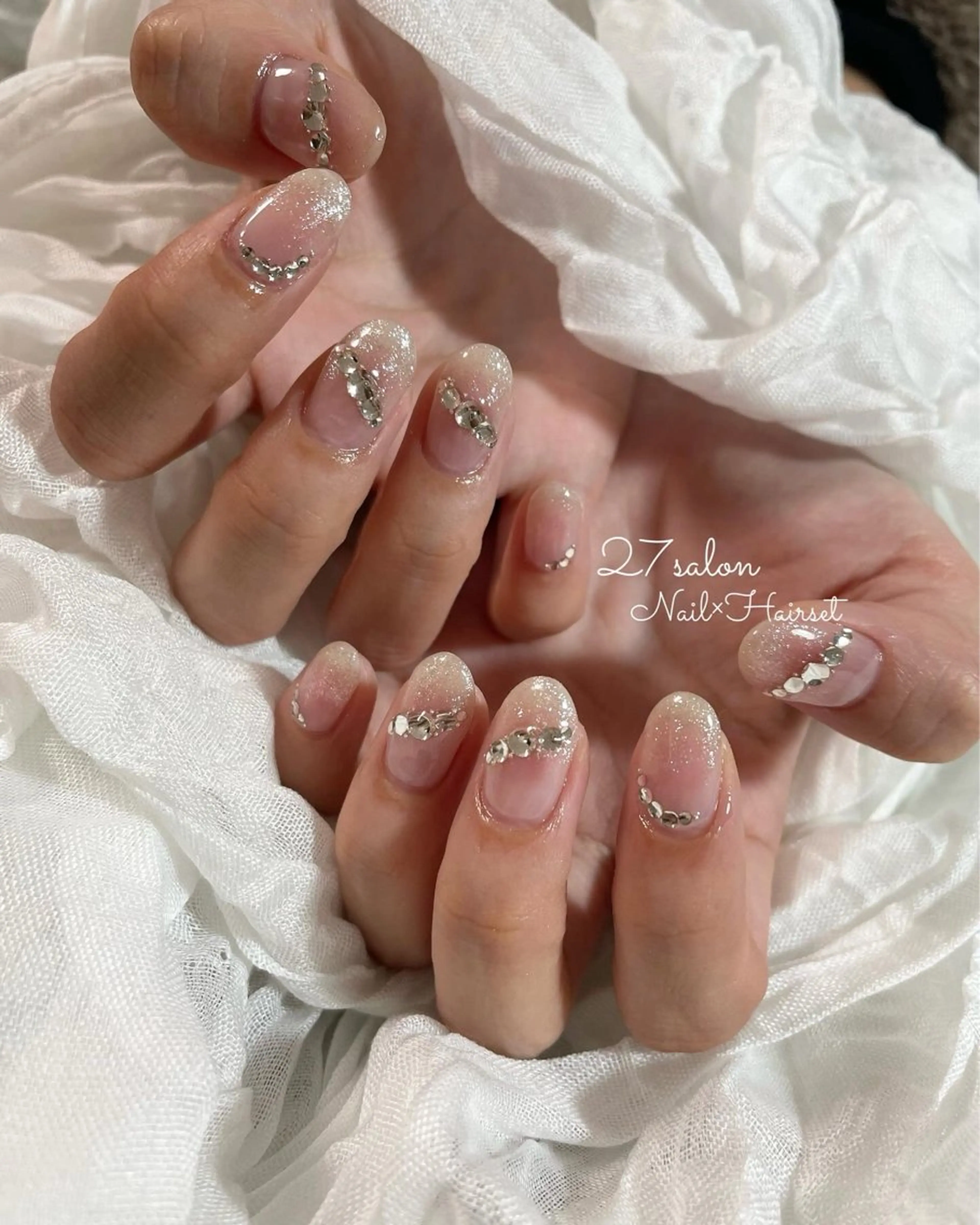 ネイル チークネイル ワンホンネイル 27salon yuinaのネイルデザイン