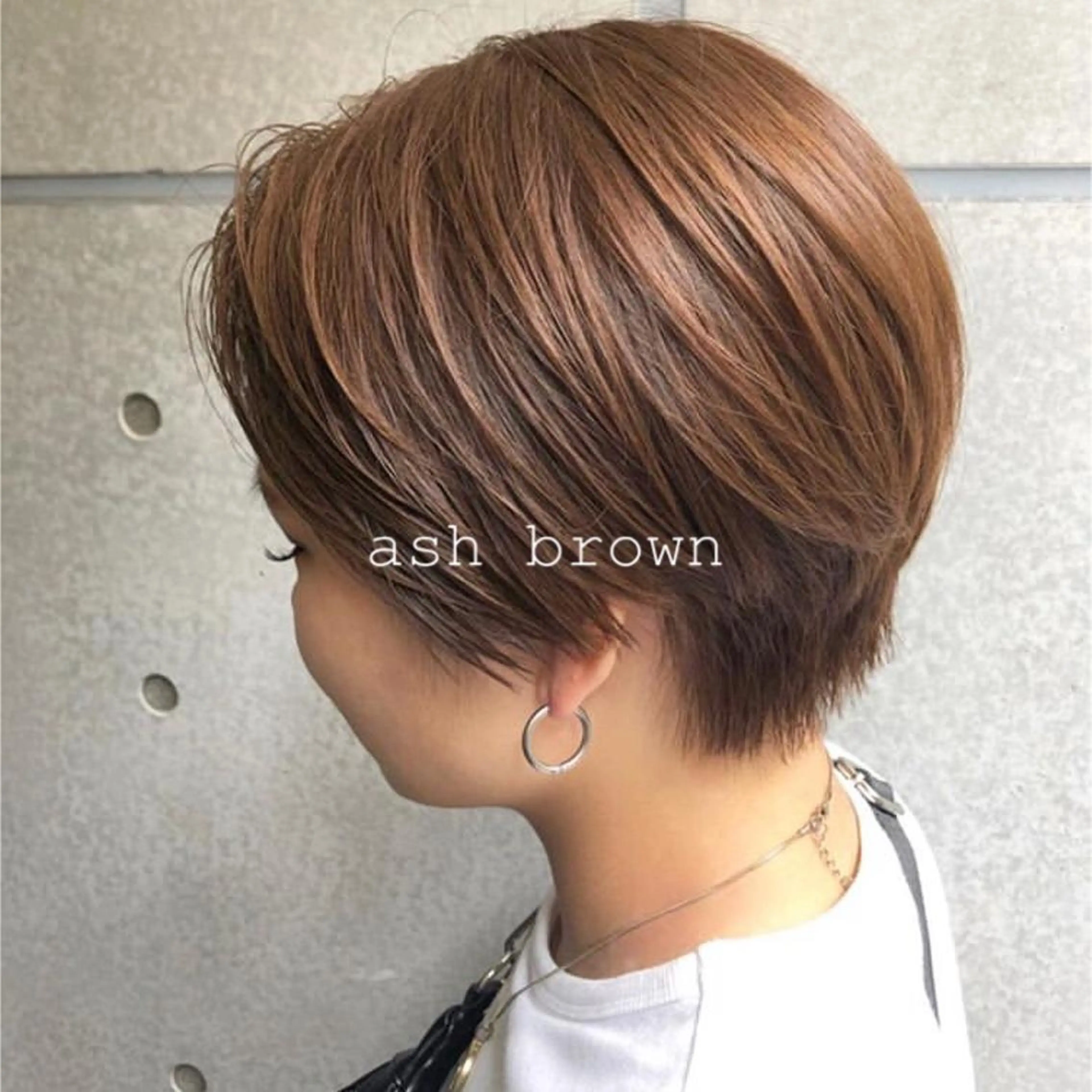 ショート カラー 🤎ベージュカラー 🐶メンズパーマのヘアスタイル