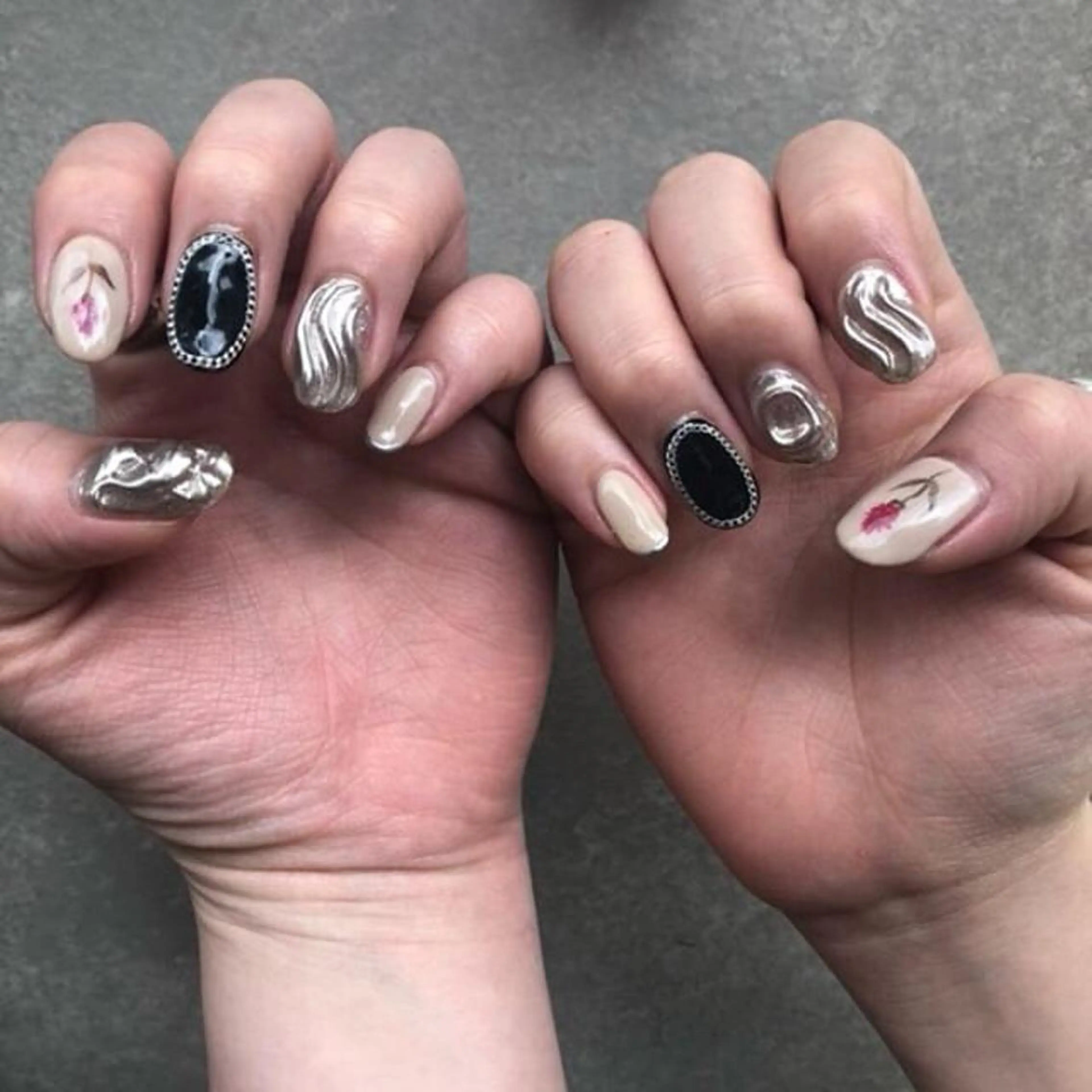 ネイル 【似合わせ提案】鈴木 舞のネイルデザイン