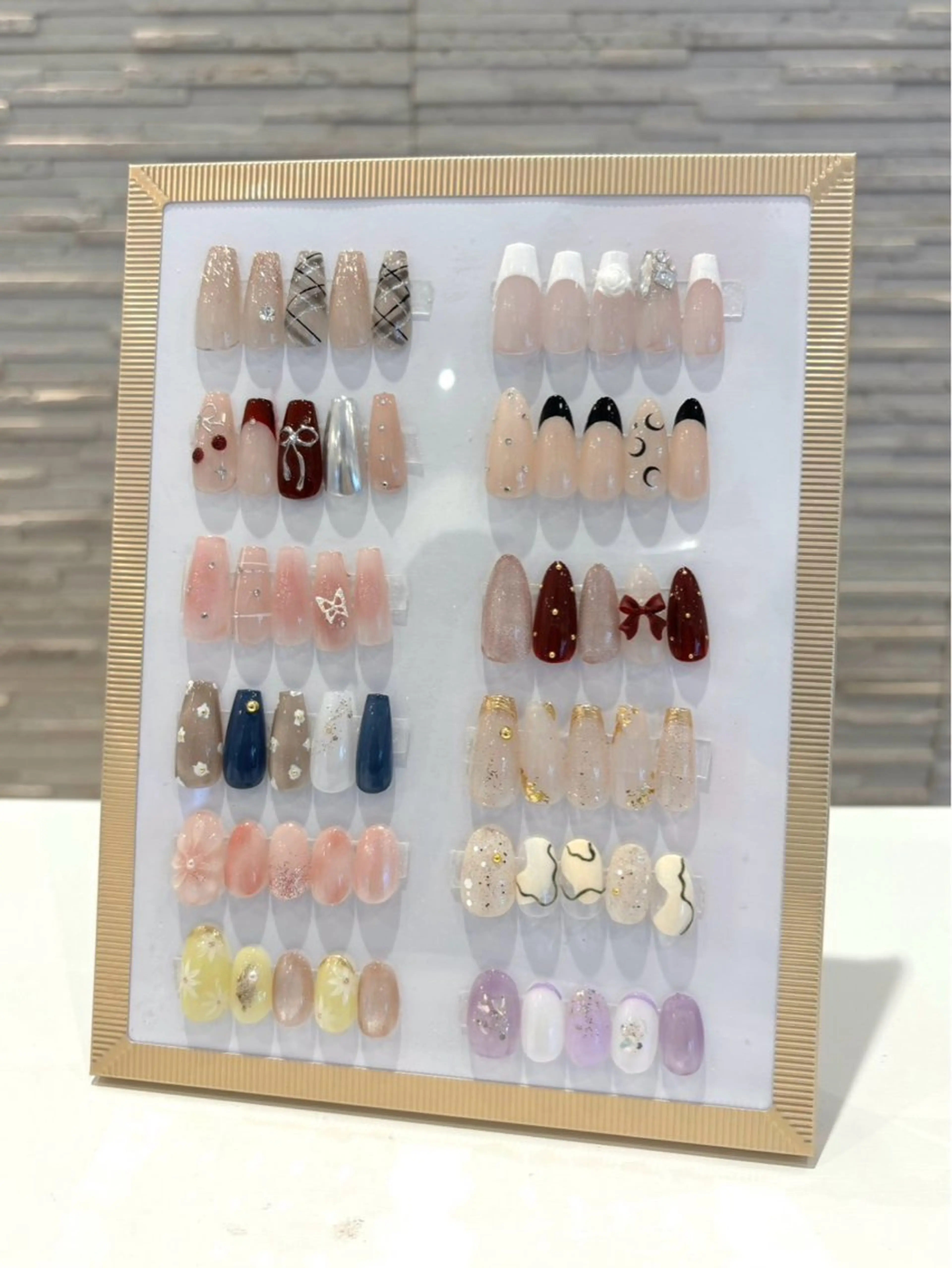 オフ込み🌟長さ出し10本＋12種類から選べる🌟定額デザインの写真