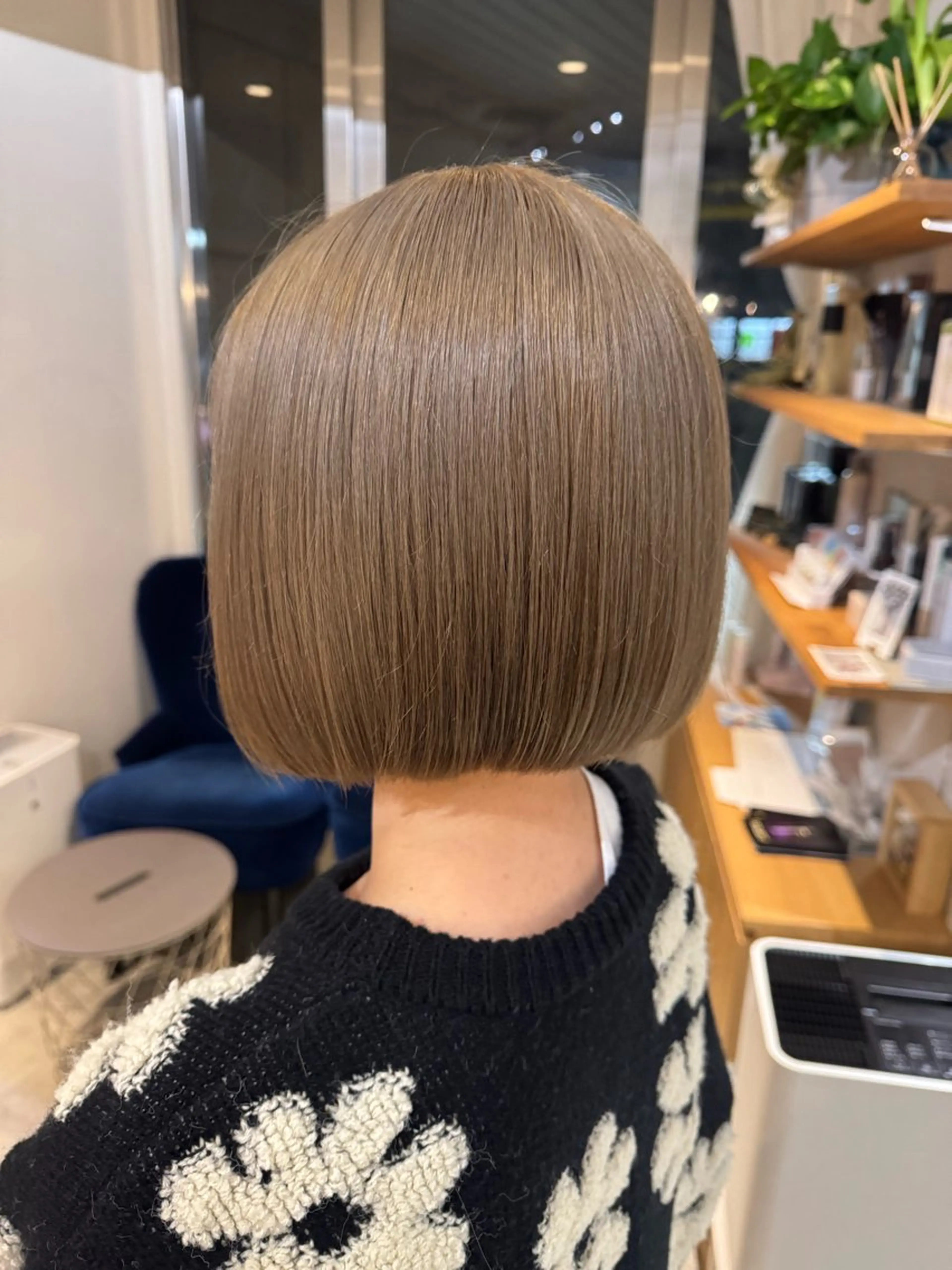 ショート カラー ベージュカラー ブリーチ 透明感カラー ラベンダーカラー 《PARAGO緑橋》 内田美結のヘアスタイル