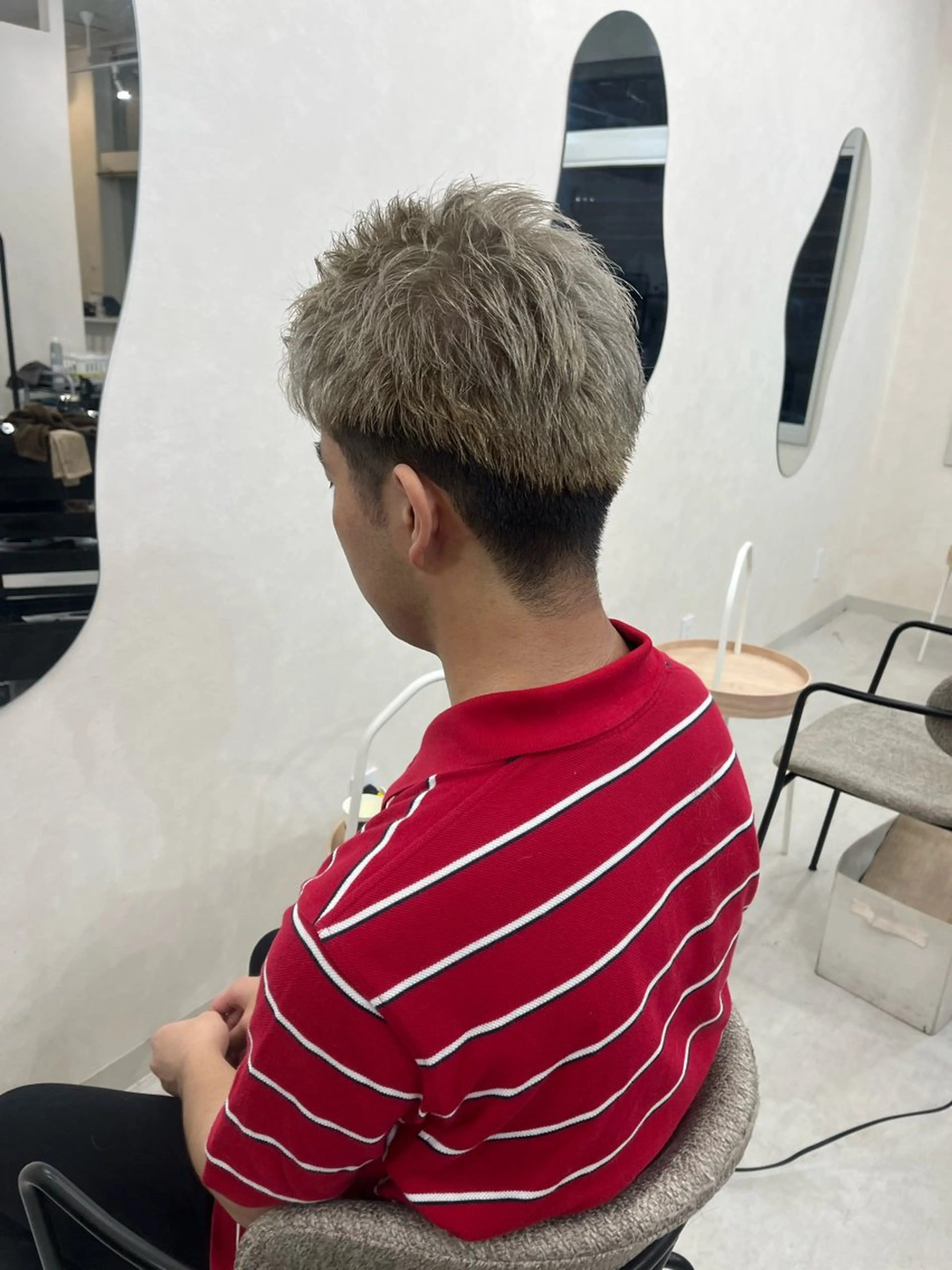 ショート カラー メンズ メンズハイトーン ハイトーンカラー mir所属・長山 茉白のヘアスタイル