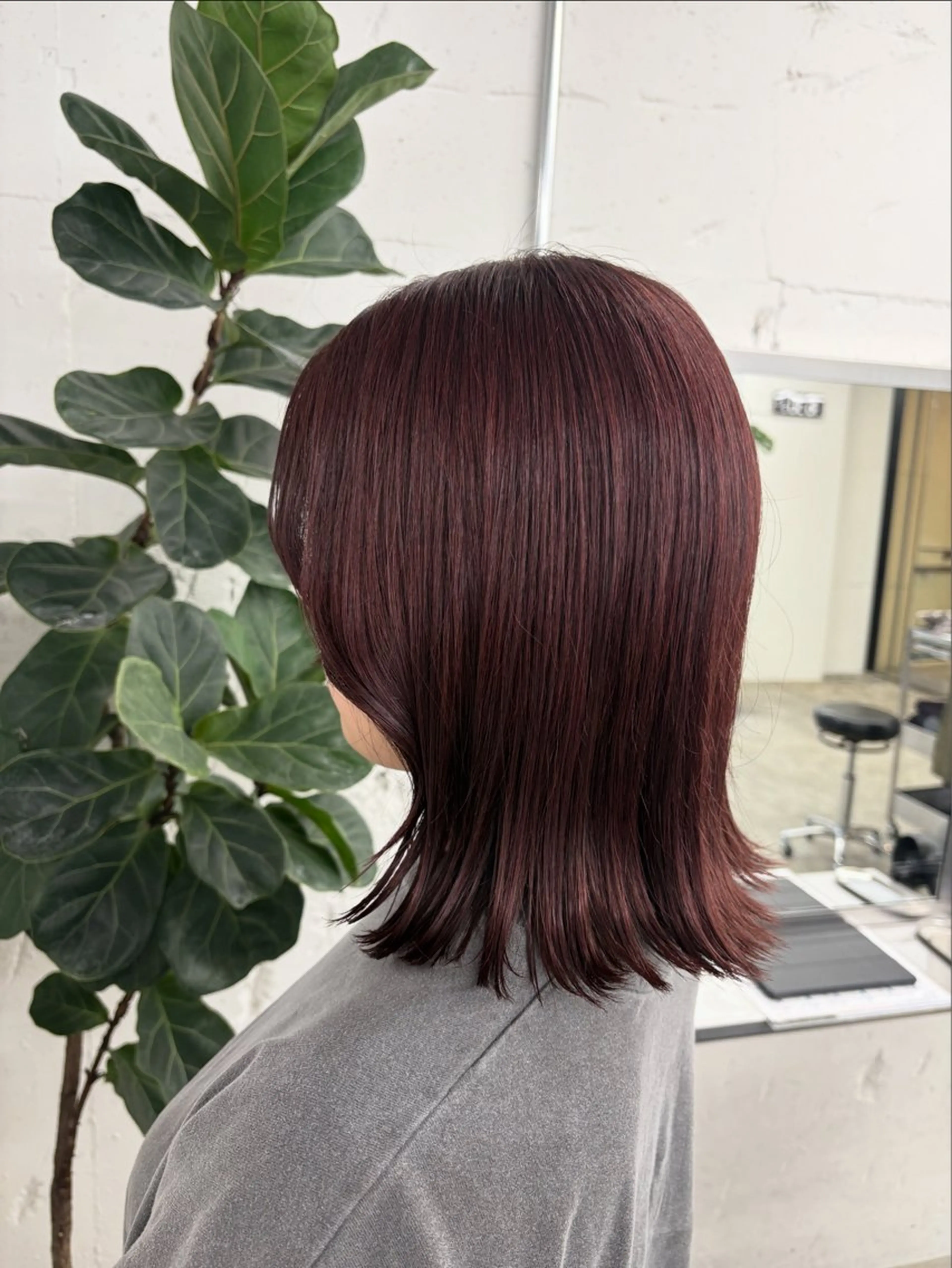 ミディアム カラー YOU ．のヘアスタイル