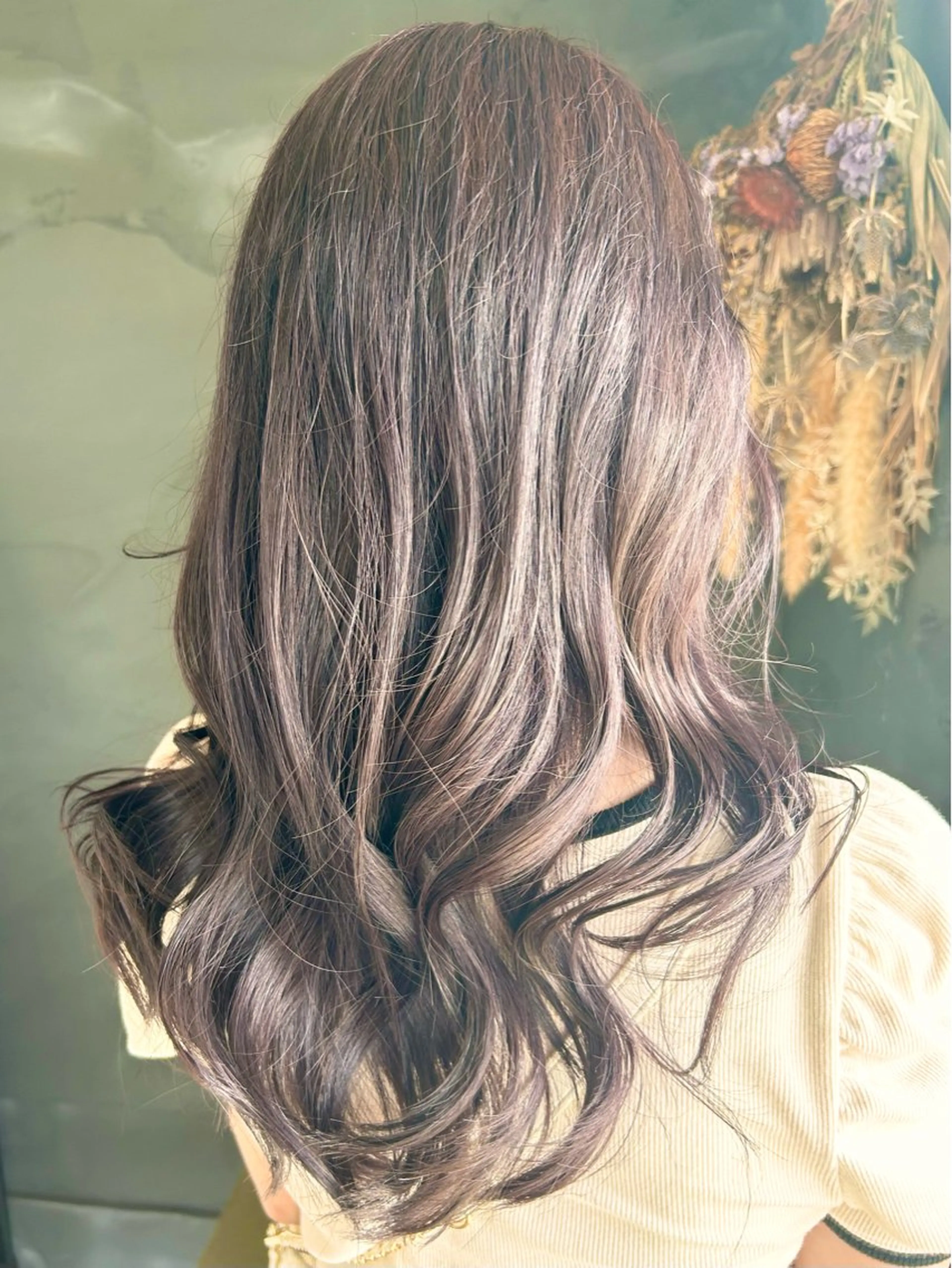 セミロング カラー グレージュ ラベンダーカラー ラベンダーグレージュ ラベンダーグレー トリートメント ヘアカラー トリートメント 大人かわいい💎ツヤ ✧亜美︎✧我孫子のヘアスタイル