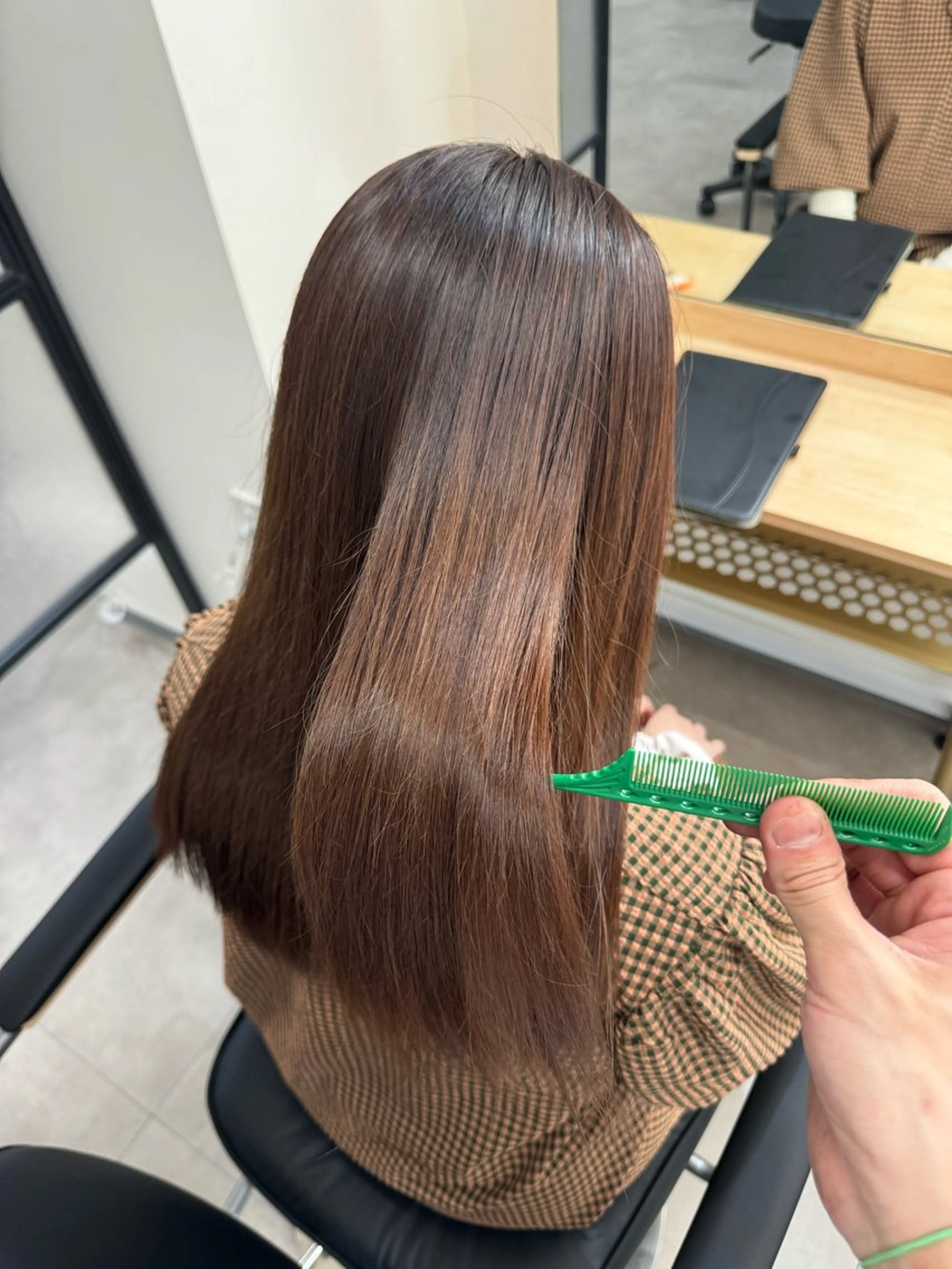 【✨ミニモ限定✨】カット+カラー+ケアプロ髪質改善トリートメント+オリジナルオイル付100ml🌿の写真