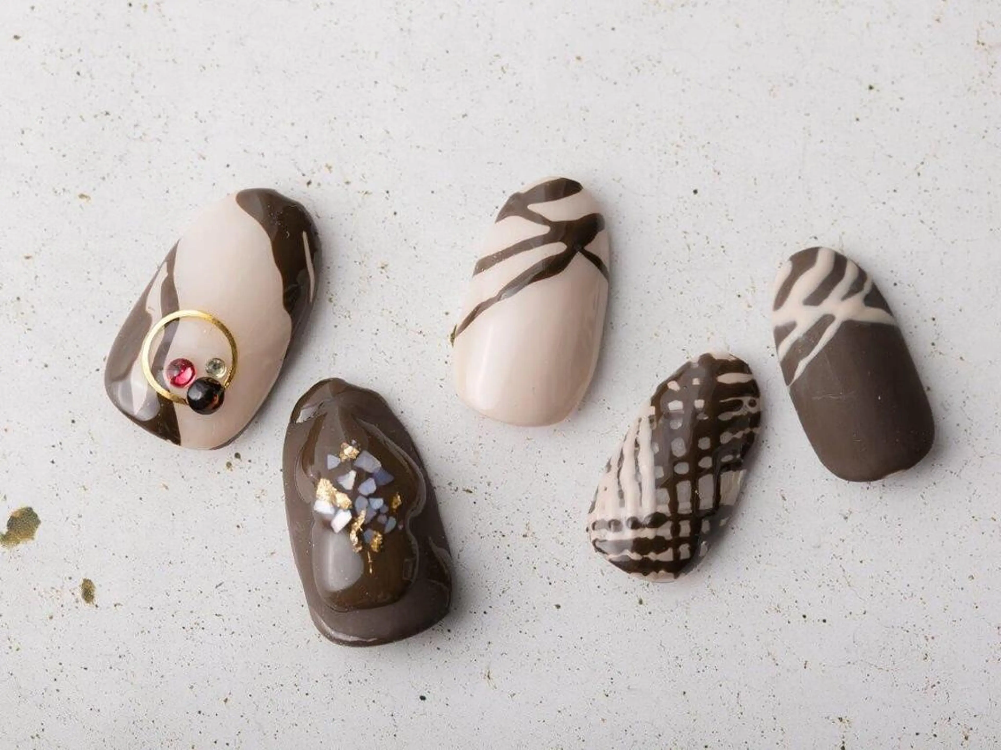 ミディアム カラー キッズ ネイル ハンドネイル ハンドケア 💎ビューティサロン 湘南　RIRAN💎のネイルデザイン