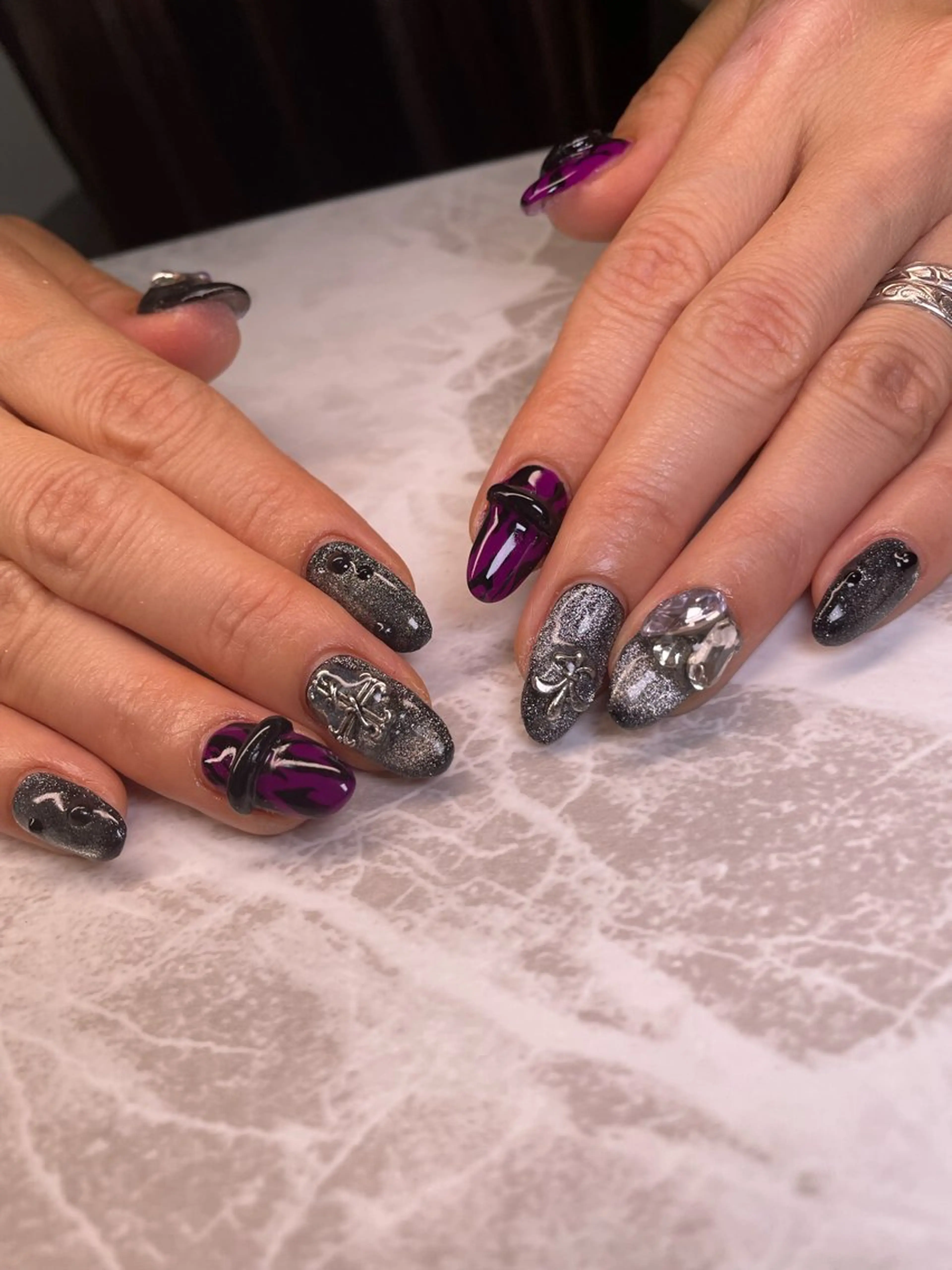 ネイル ハンドネイル YOUTH nails waxing所属・YOUTH natsumiのネイルデザイン