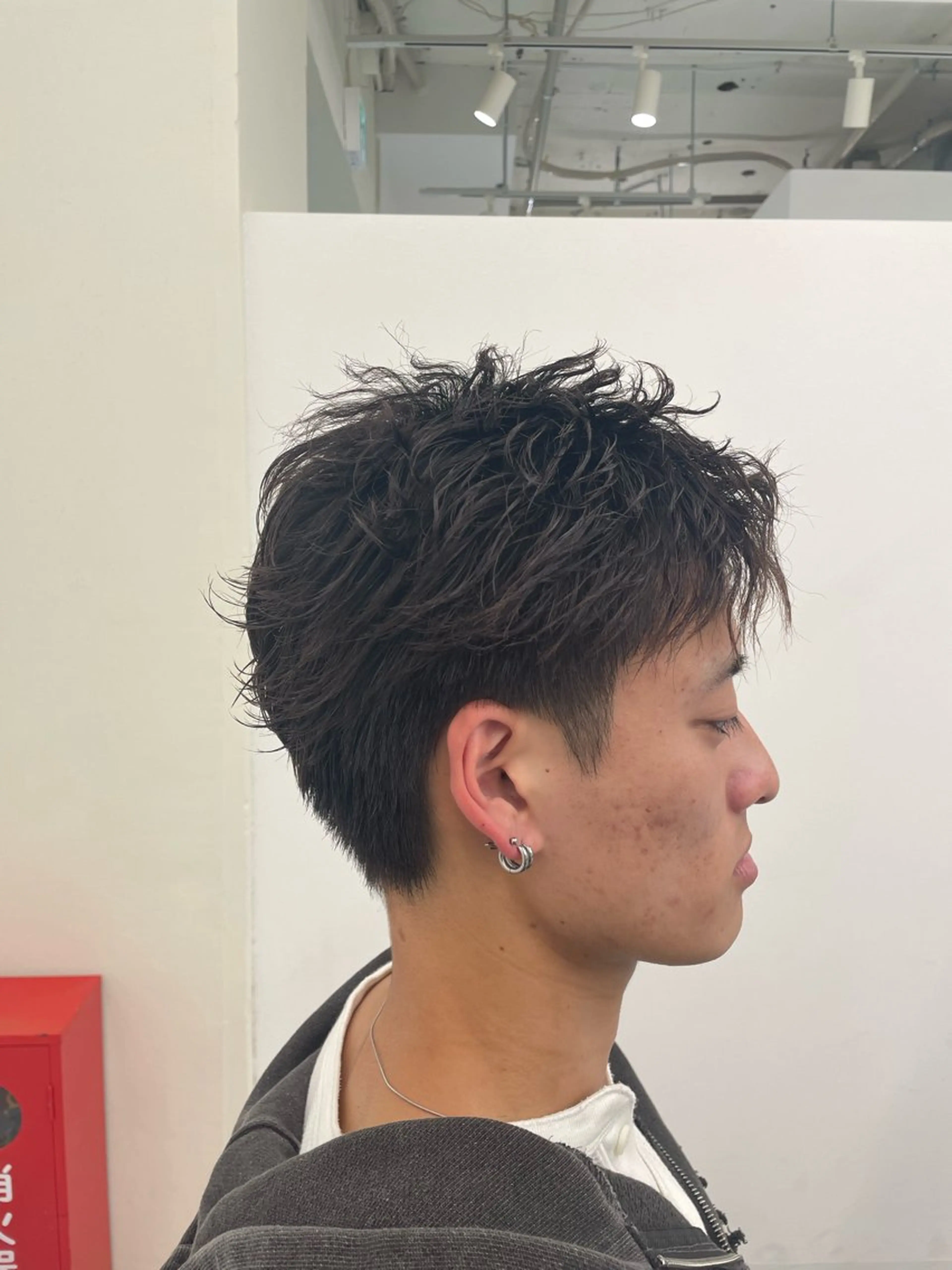 パーマ メンズ JADE -zero- with AKROS所属・JADE海璃 波巻きパーマのヘアスタイル