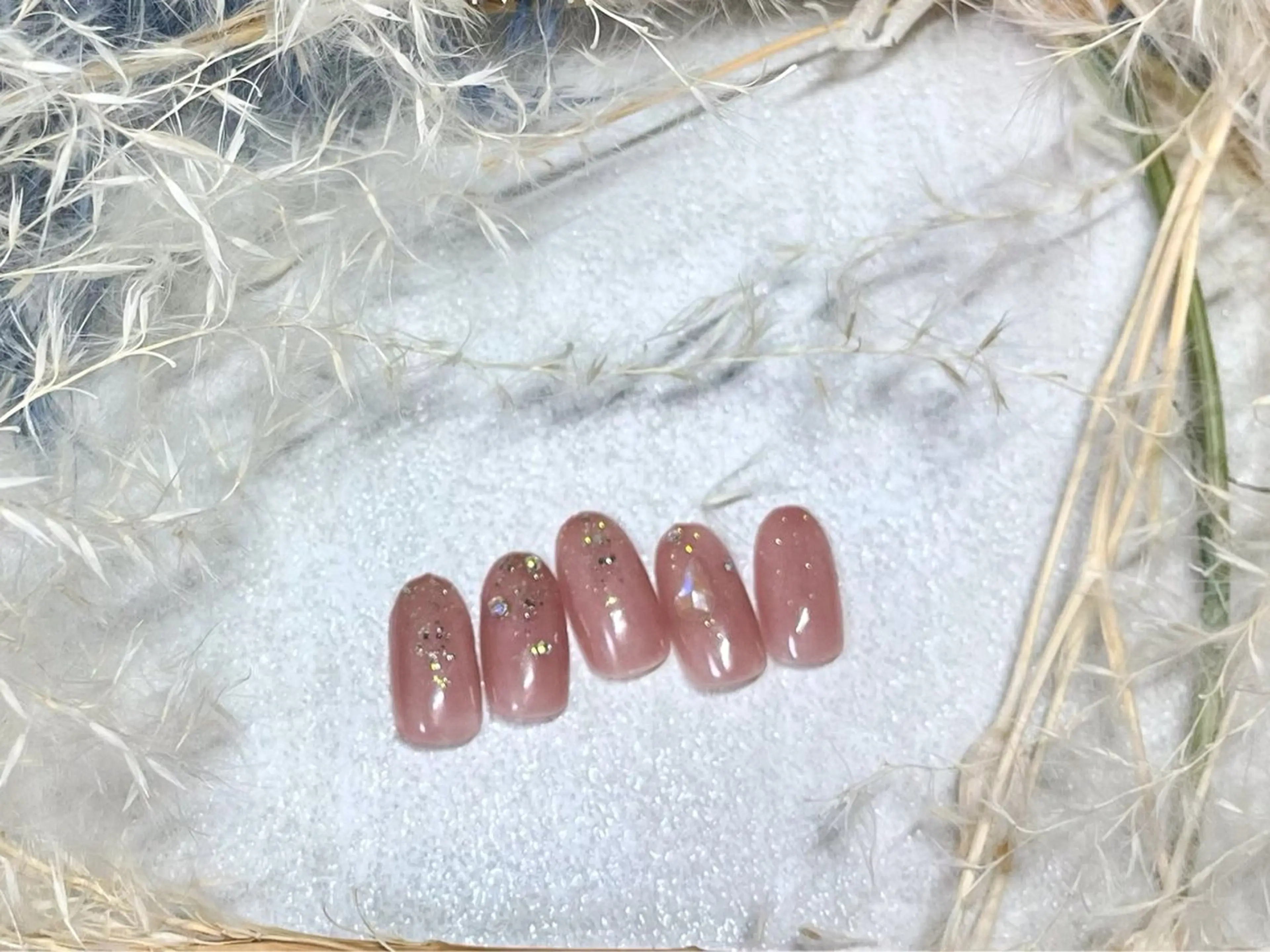 ネイル オーロラネイル フットネイル フレンチネイル ジェルネイル マグネットネイル ハンドネイル kiki nail &brow二子玉川の眉毛・アイブロウイメージ