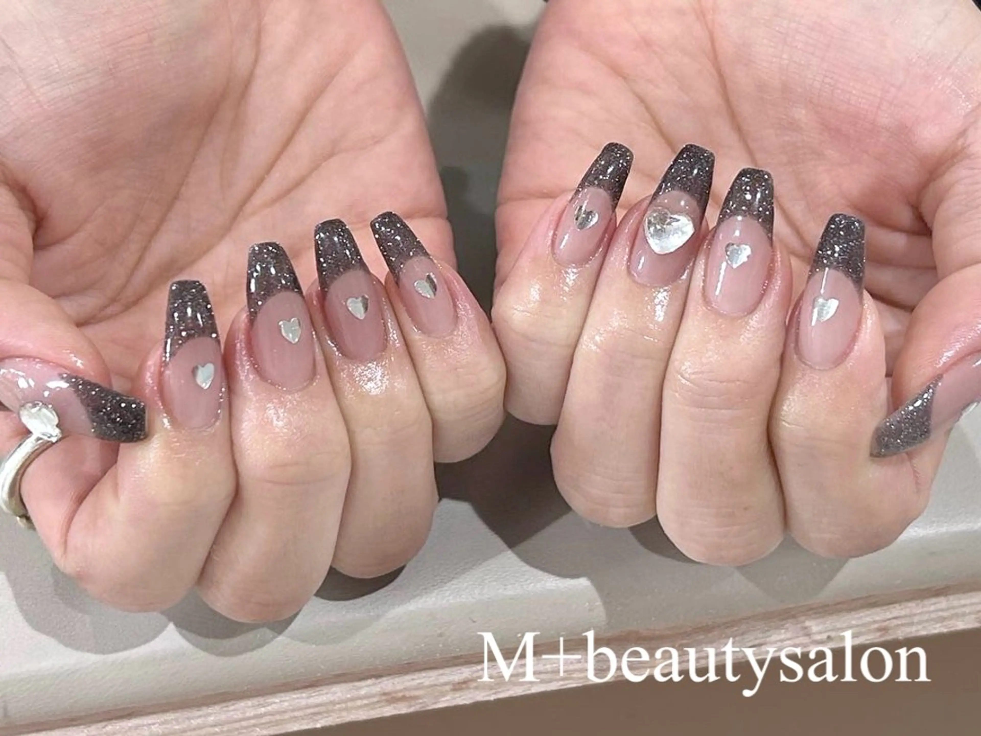 ネイル M+  Beauty Salonのネイルデザイン
