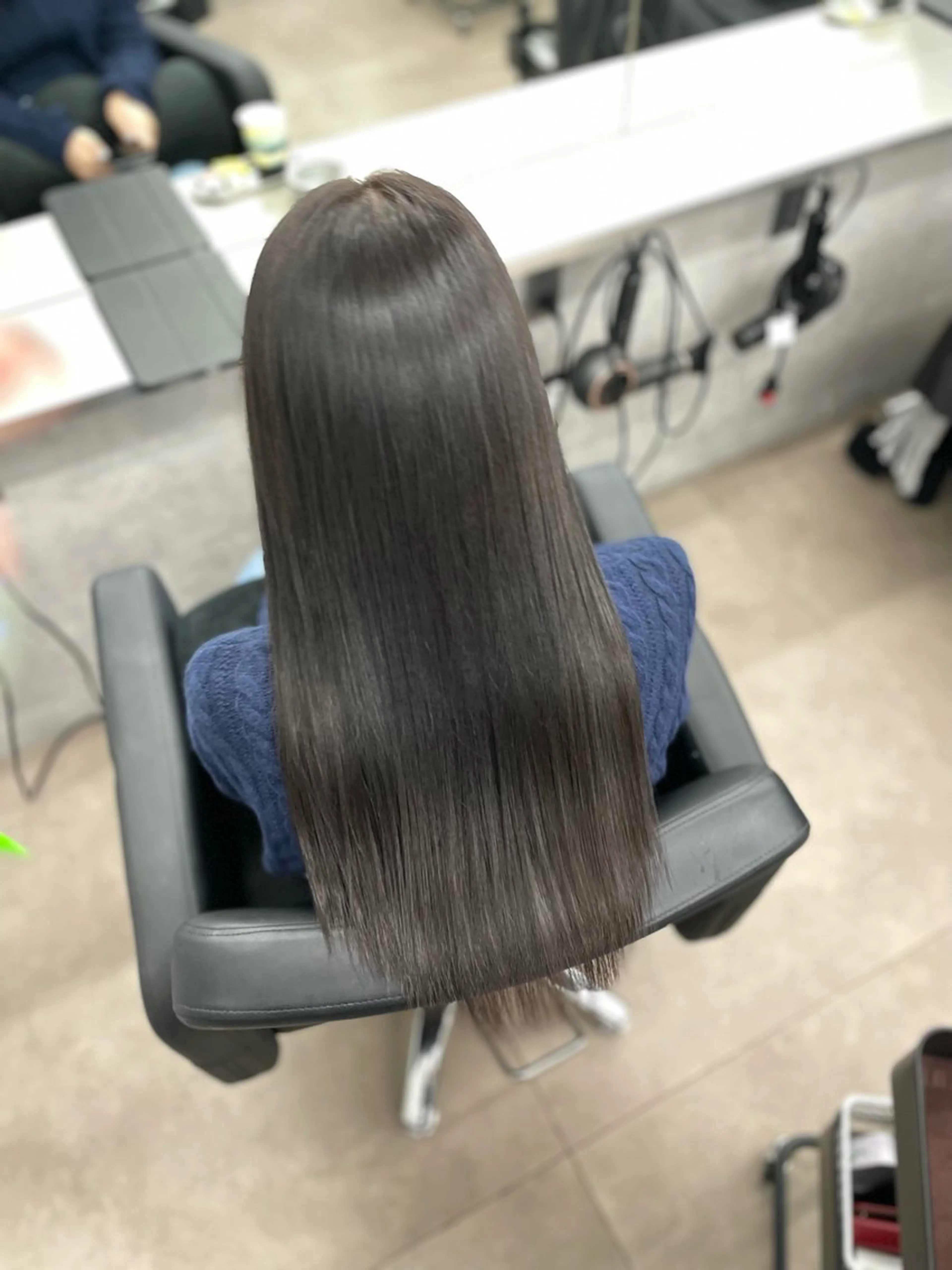 ロング カット 縮毛矯正 トリートメント CYNTHIADUE 店長｜ IRISUのヘアスタイル