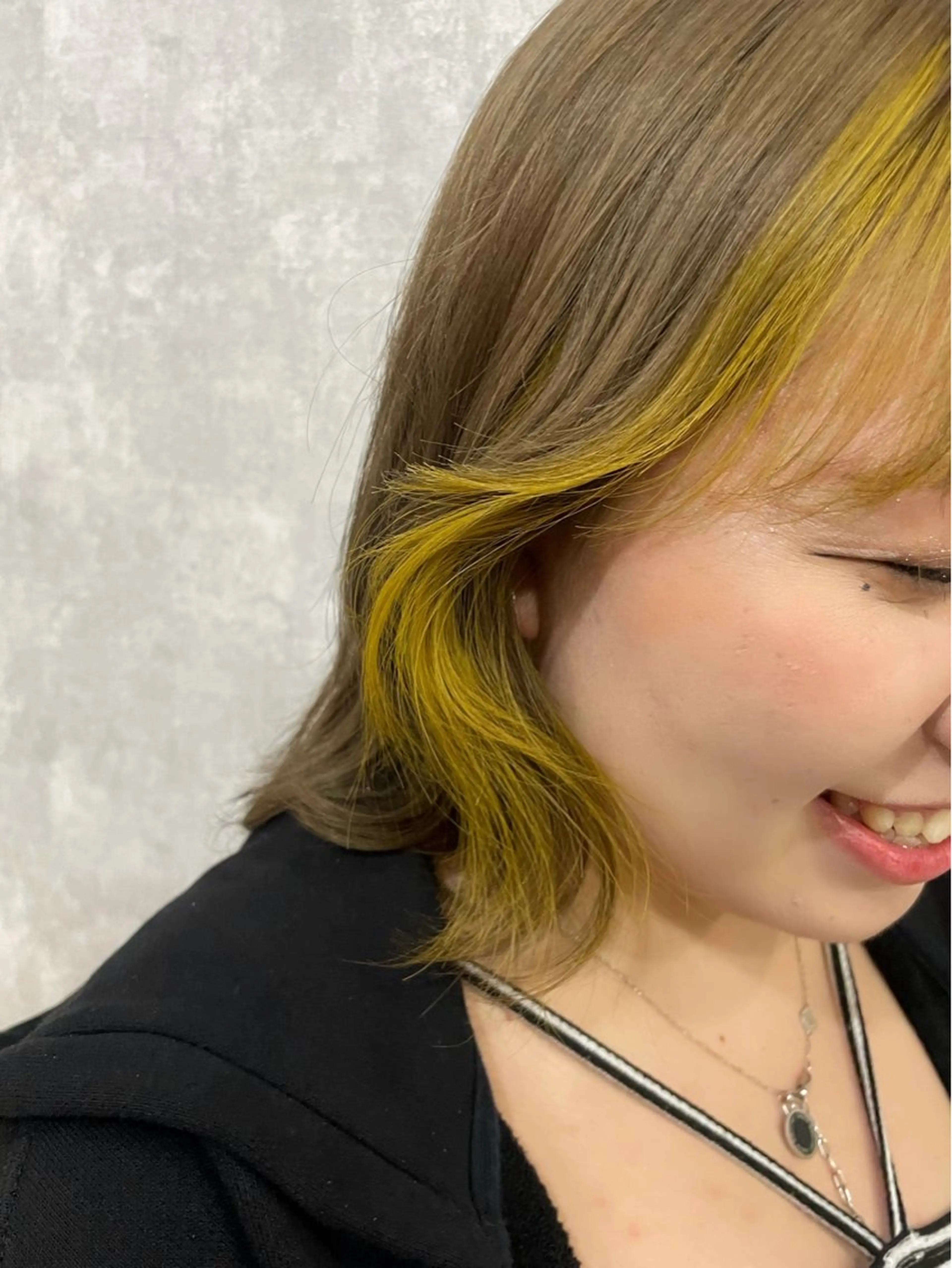 ショート カット ヘアカラー トリートメント 🌐NATSUMI 🌐【寒色カラー】のヘアスタイル