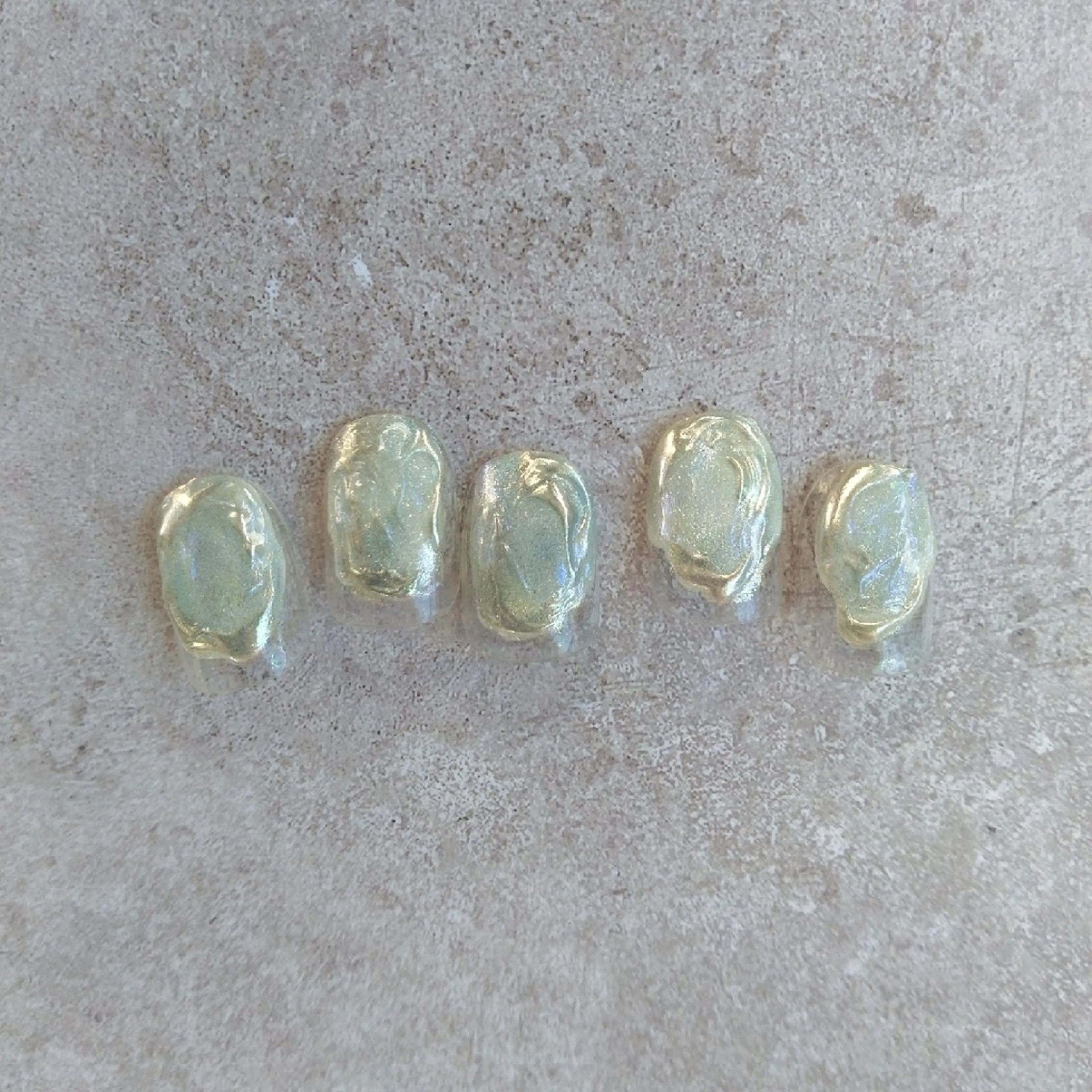 ネイル ジェルネイル 氷ネイル・うるうるネイル ニュアンスネイル パラジェル シンプルネイル ハンドネイル Nailsalon manoのネイルデザイン