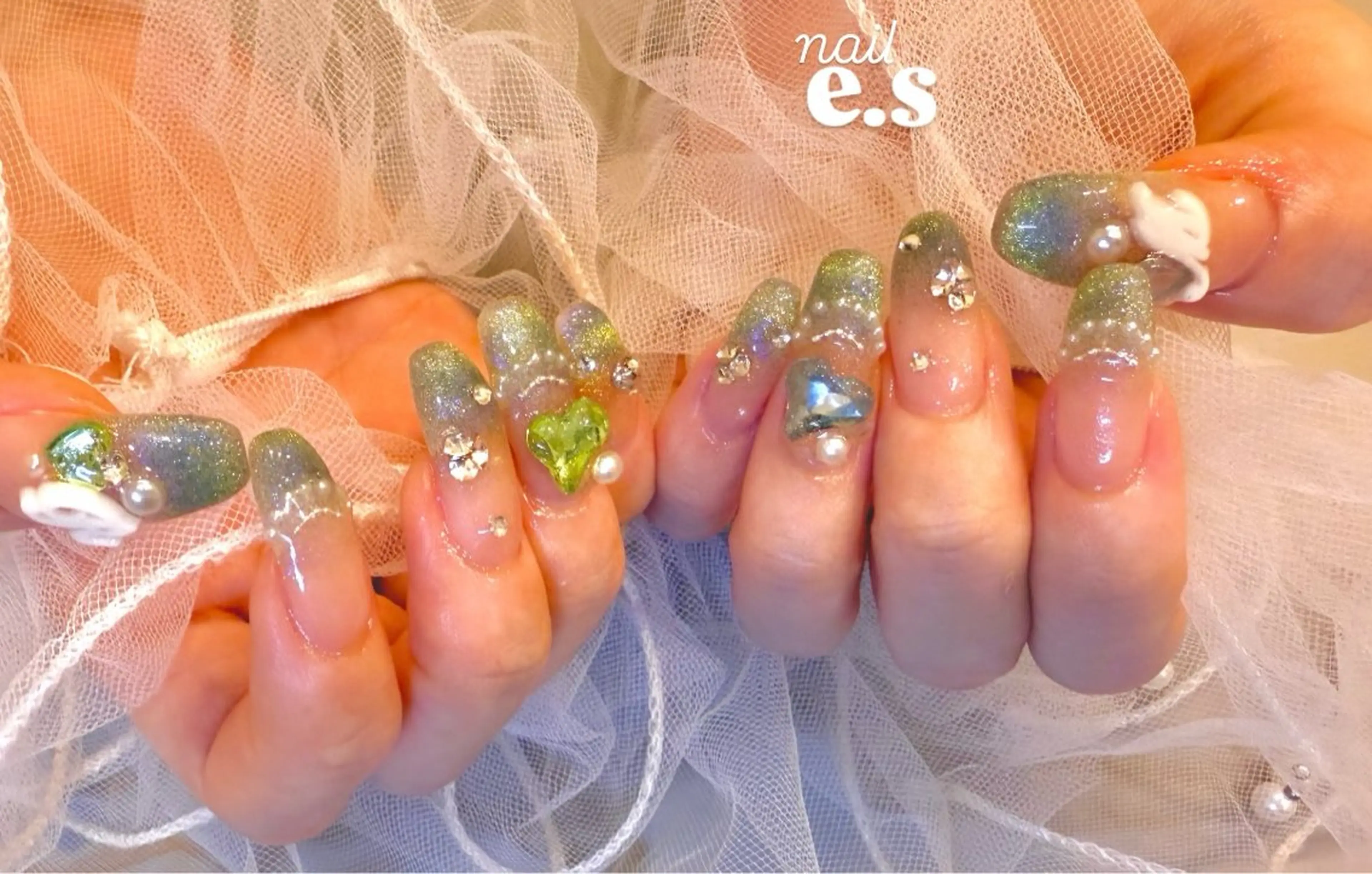 ネイル ハンドネイル nail e.sのネイルデザイン