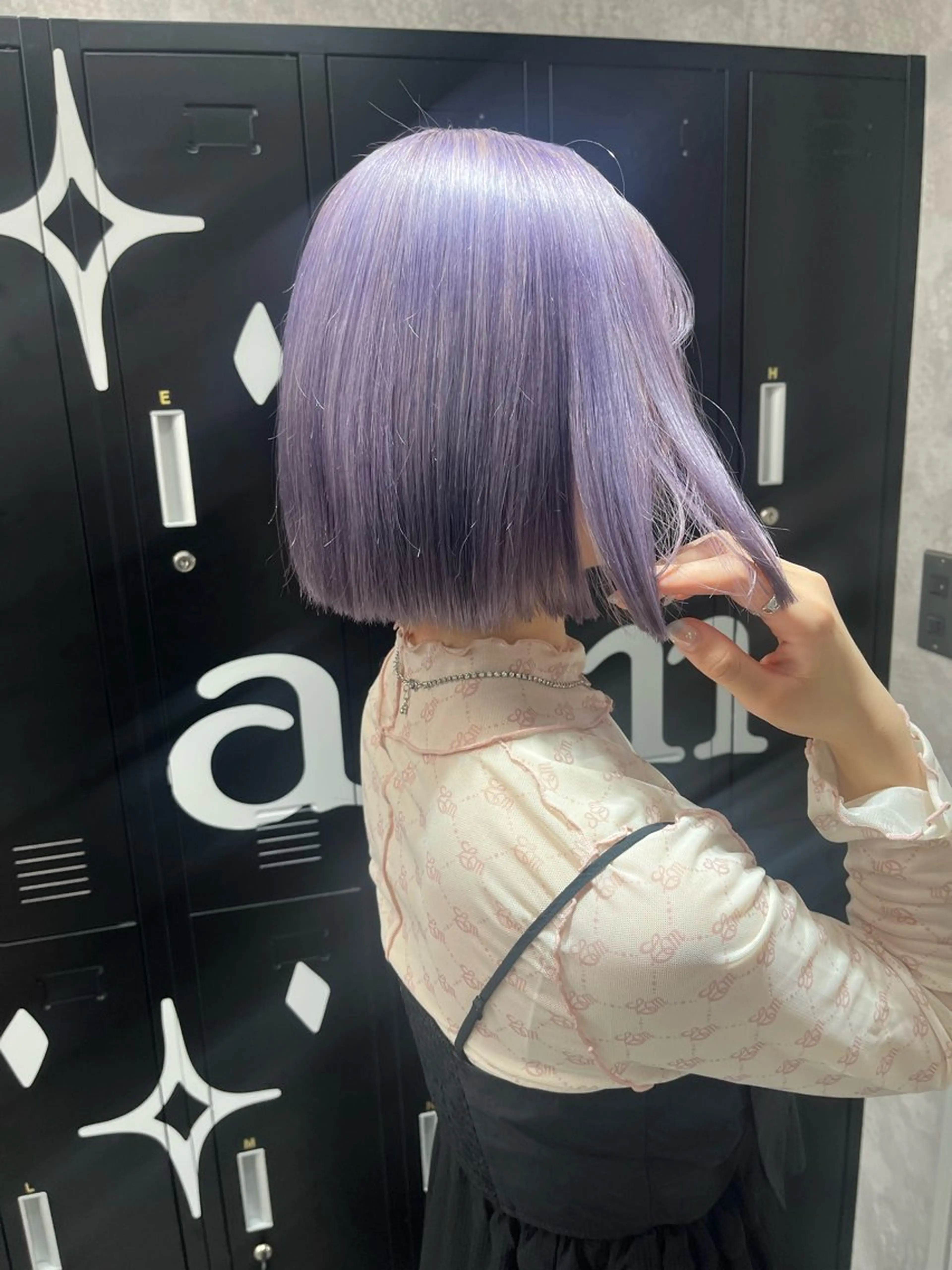 ショート カラー アッシュ アッシュグレー ベージュカラー ブリーチ ブロンド 【美髪ハイトーン】 髪質改善/大和🎀のヘアスタイル