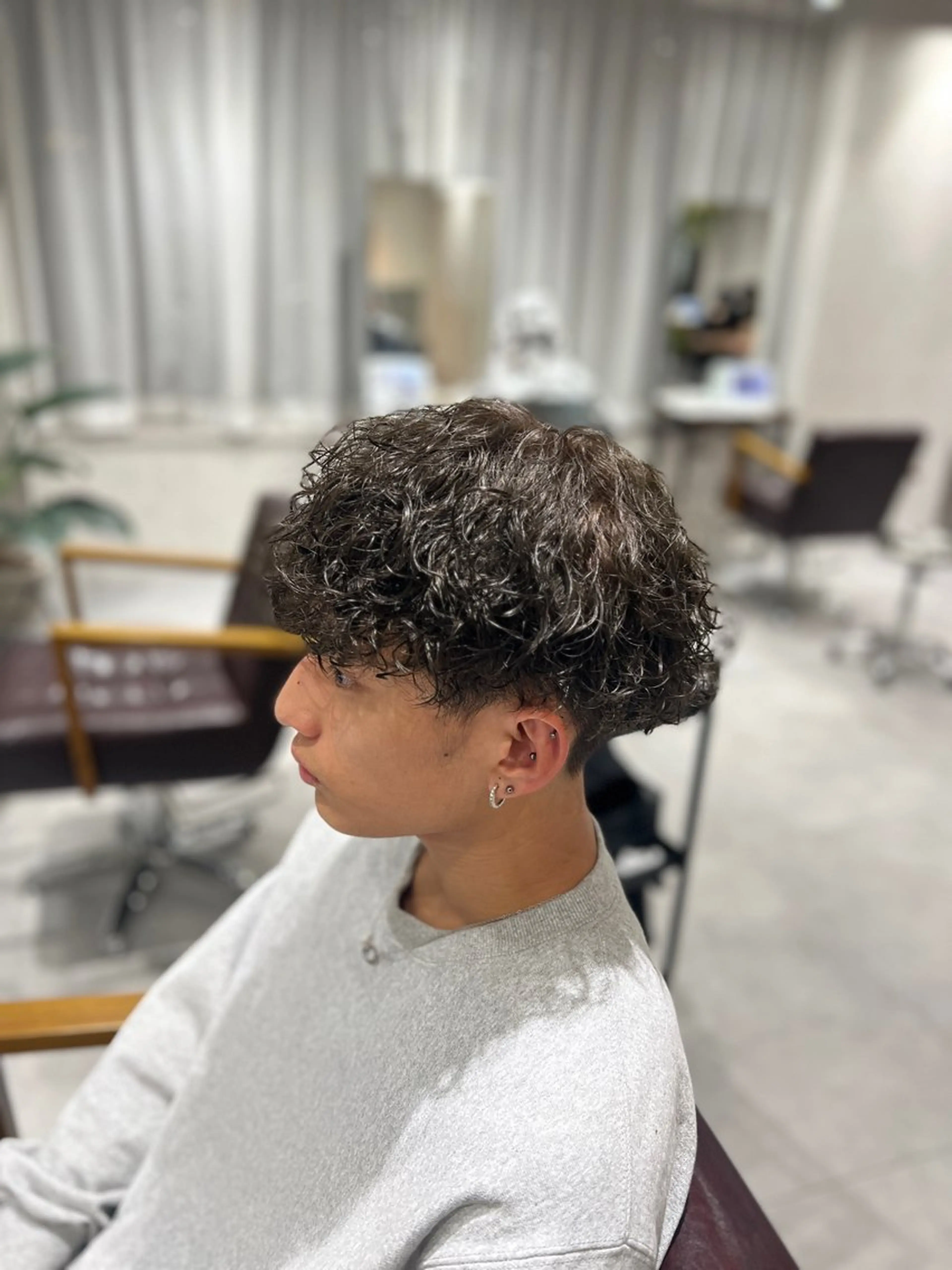 ショート カット パーマ 岸本 桂輝のヘアスタイル