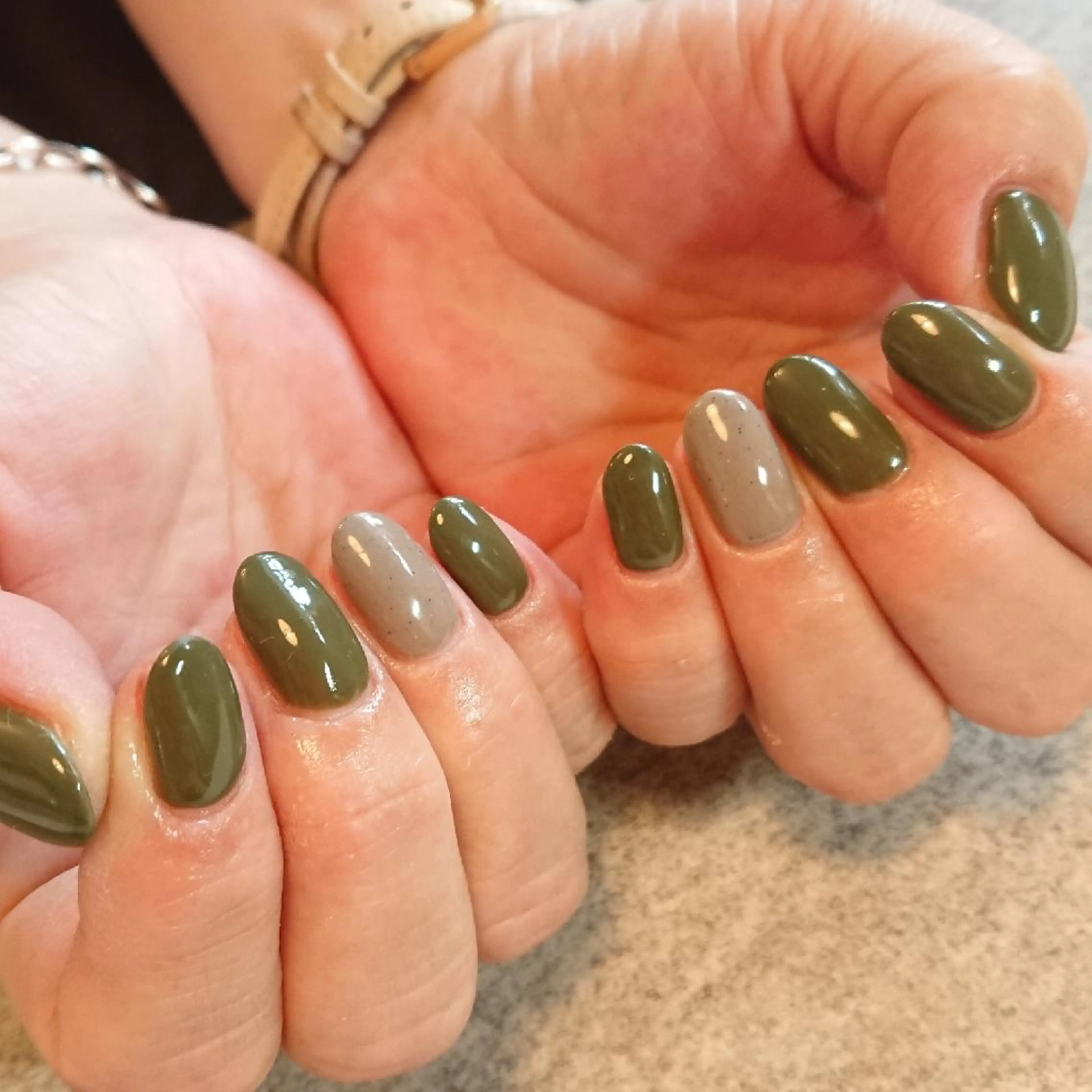 ネイル ジェルネイル ジェヌインネイル 河内のネイルデザイン