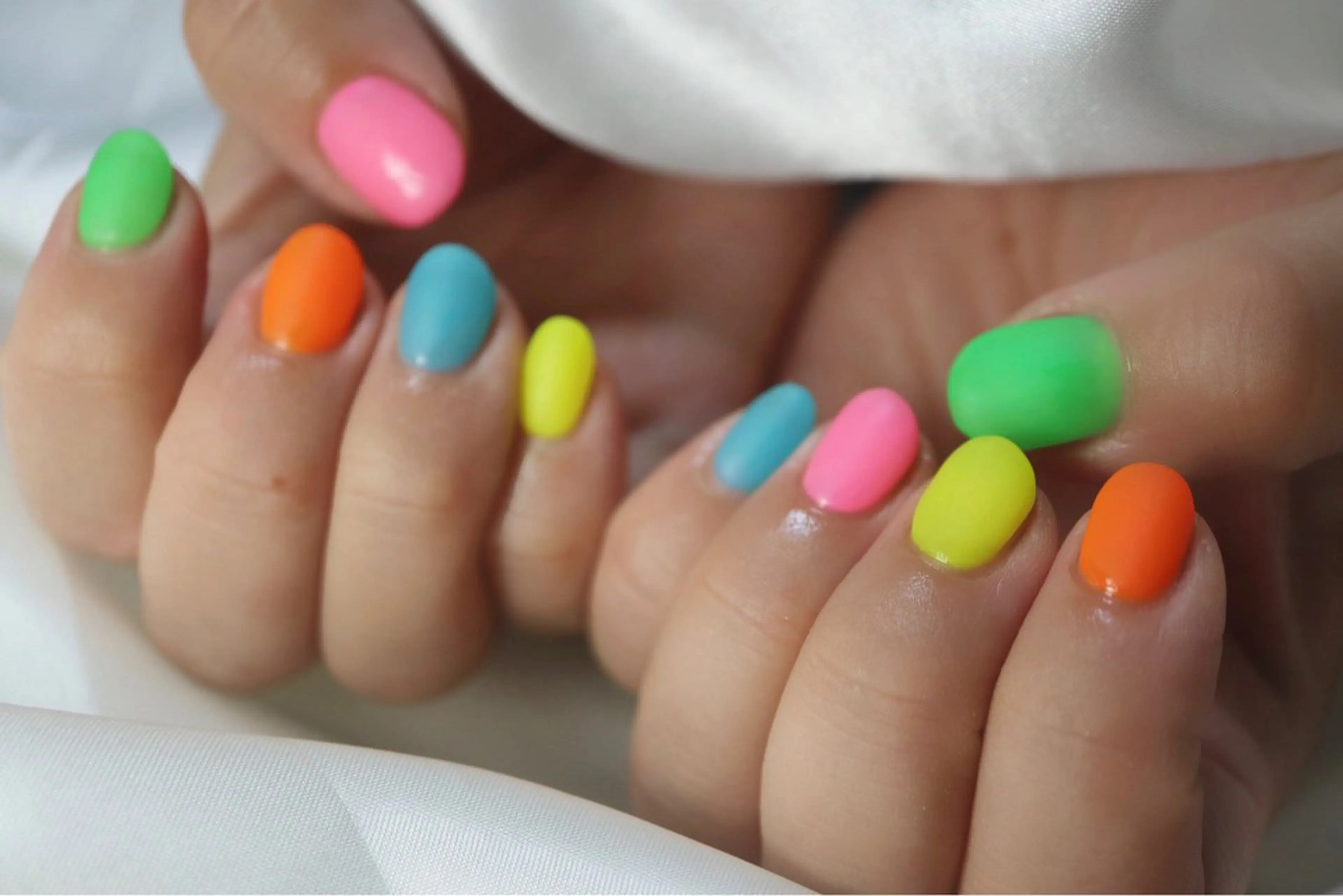 ネイル マットネイル ハンドネイル anuenue所属・anuenue トータルビューティーのネイルデザイン