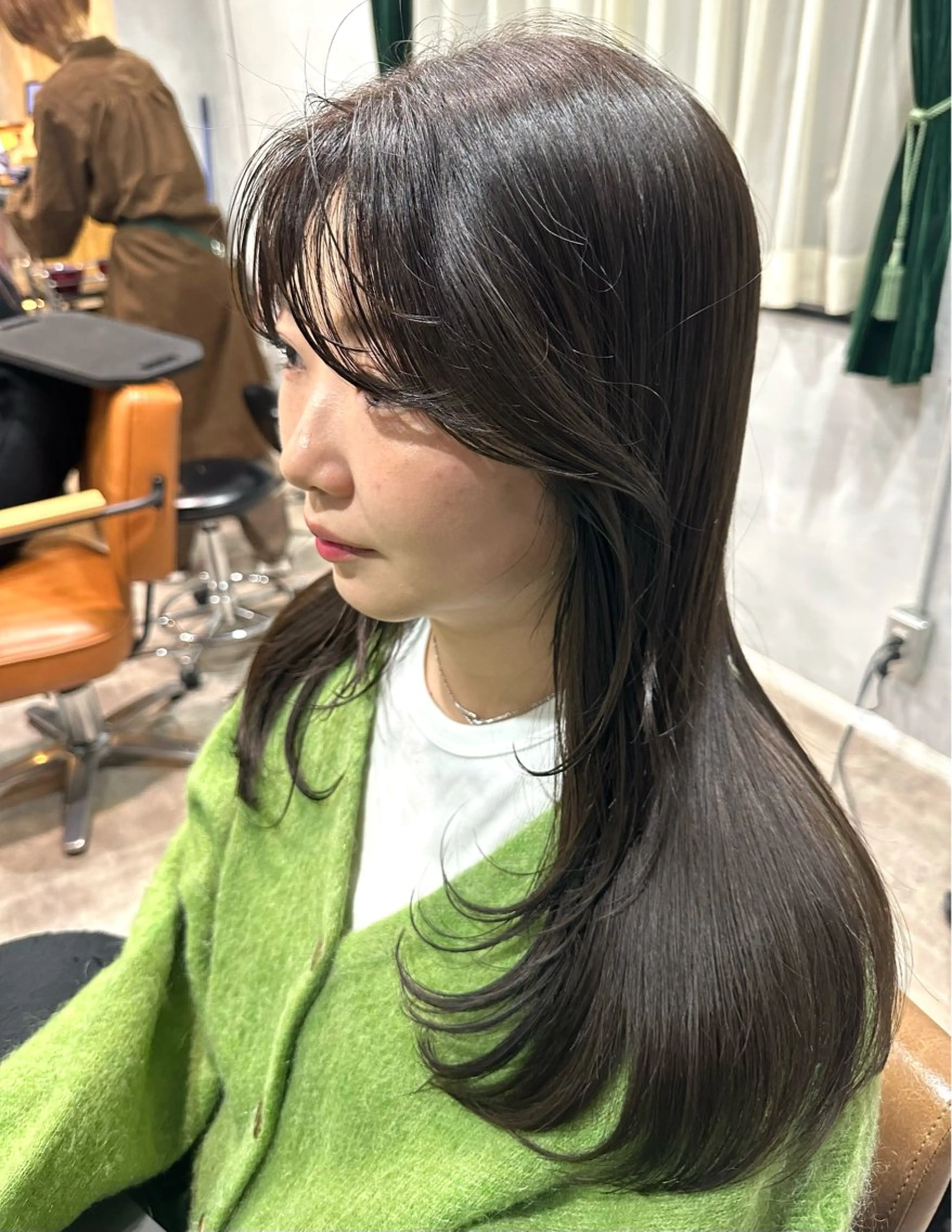 ロング カット ヘアカラー トリートメント 大久保 優香のヘアスタイル