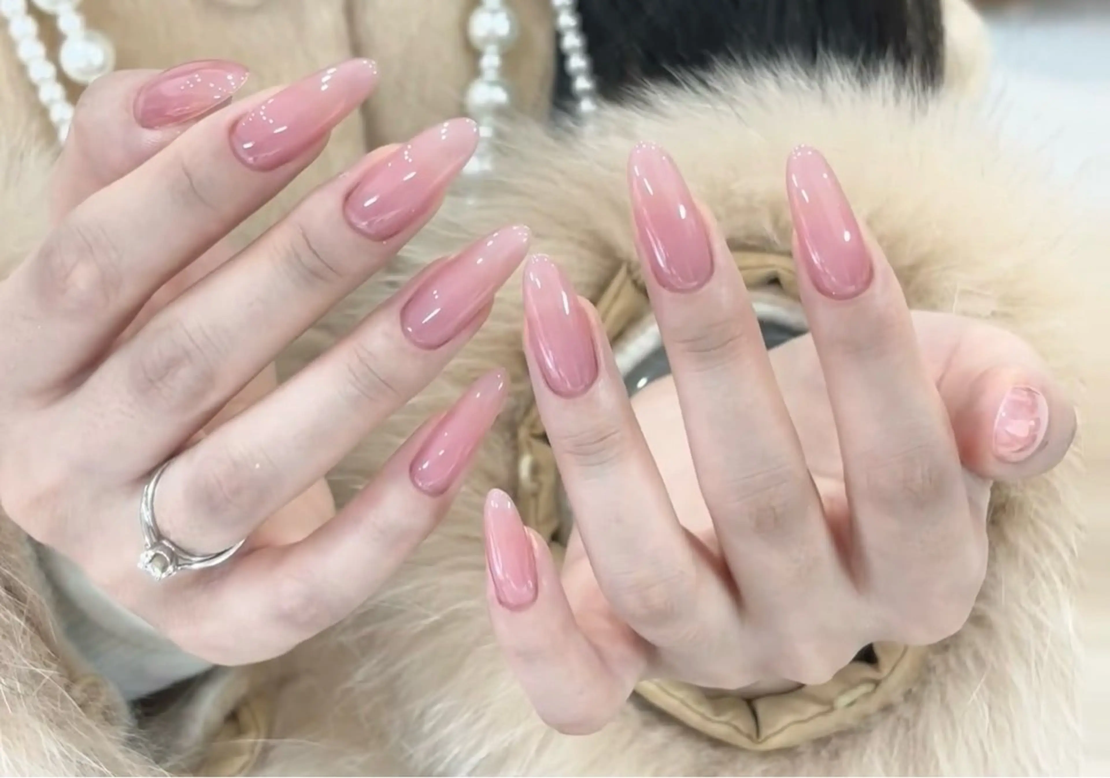 【オフなし】ワンカラー🤍（ラメorフラッシュ変更+¥500）の写真