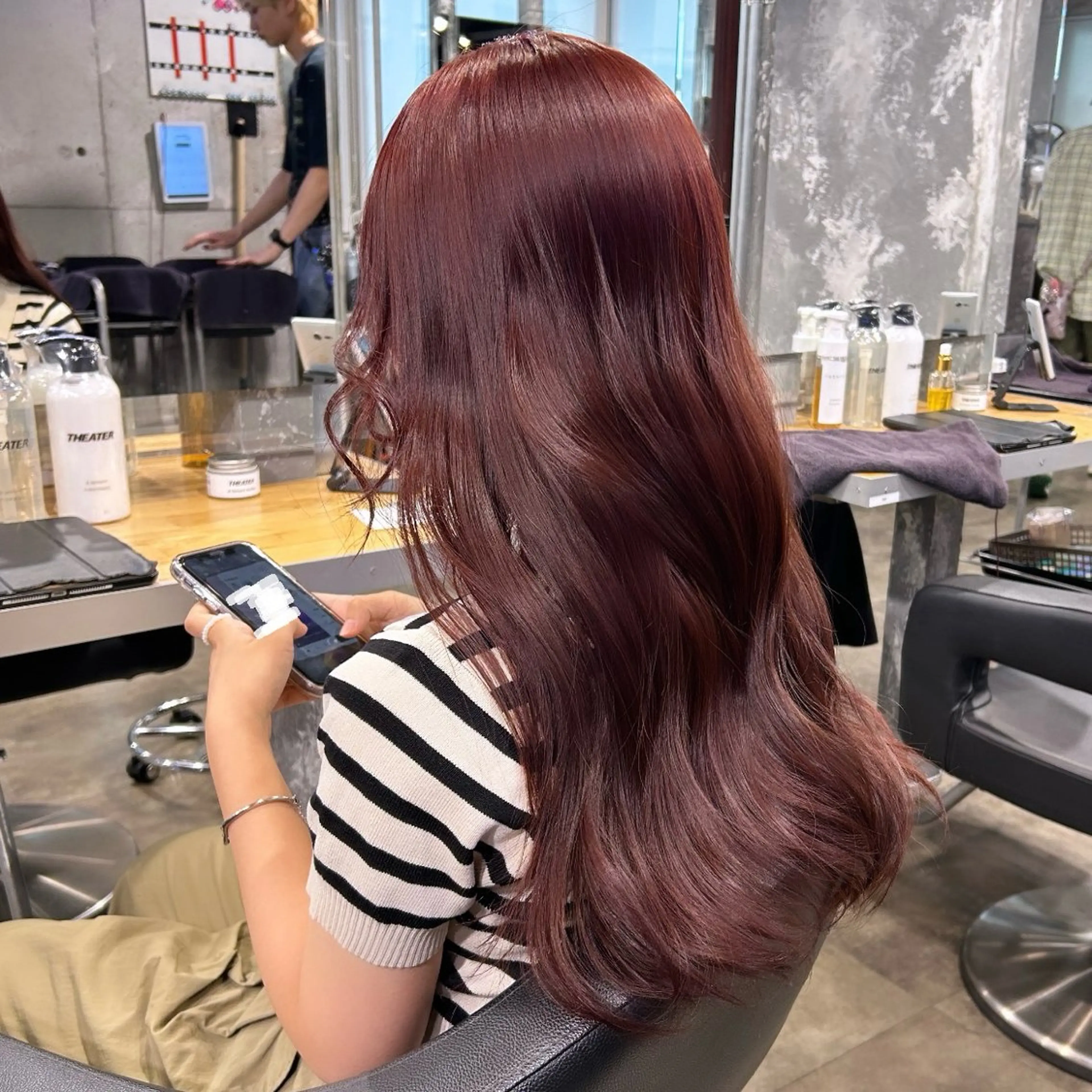 セミロング IS所属・横浜美容室/透明感 カラー/レイヤーのヘアスタイル