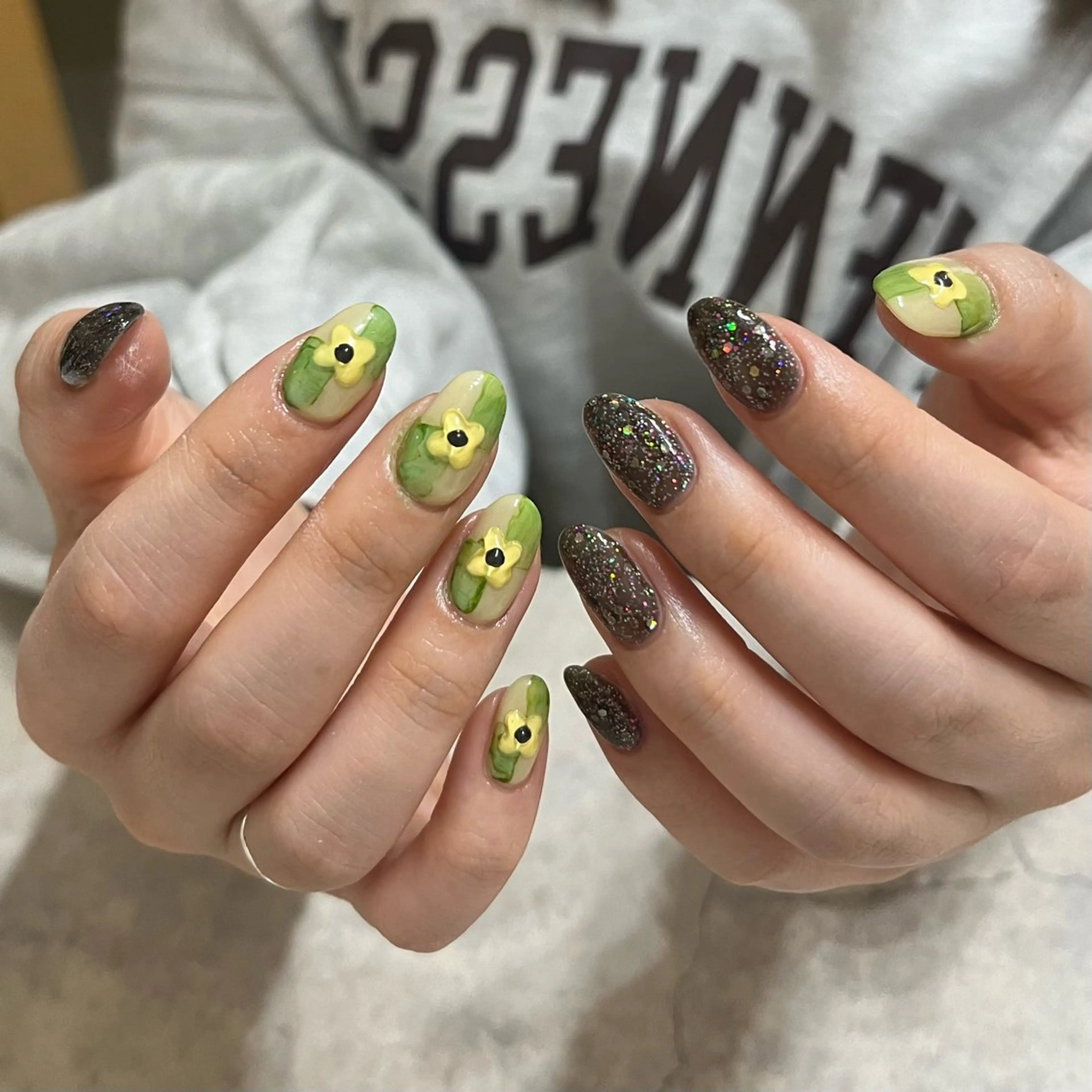 ネイル グリーン 持ち込み ハンドネイル nail salon O (en)所属・vegh. nail／阿波座のネイルデザイン