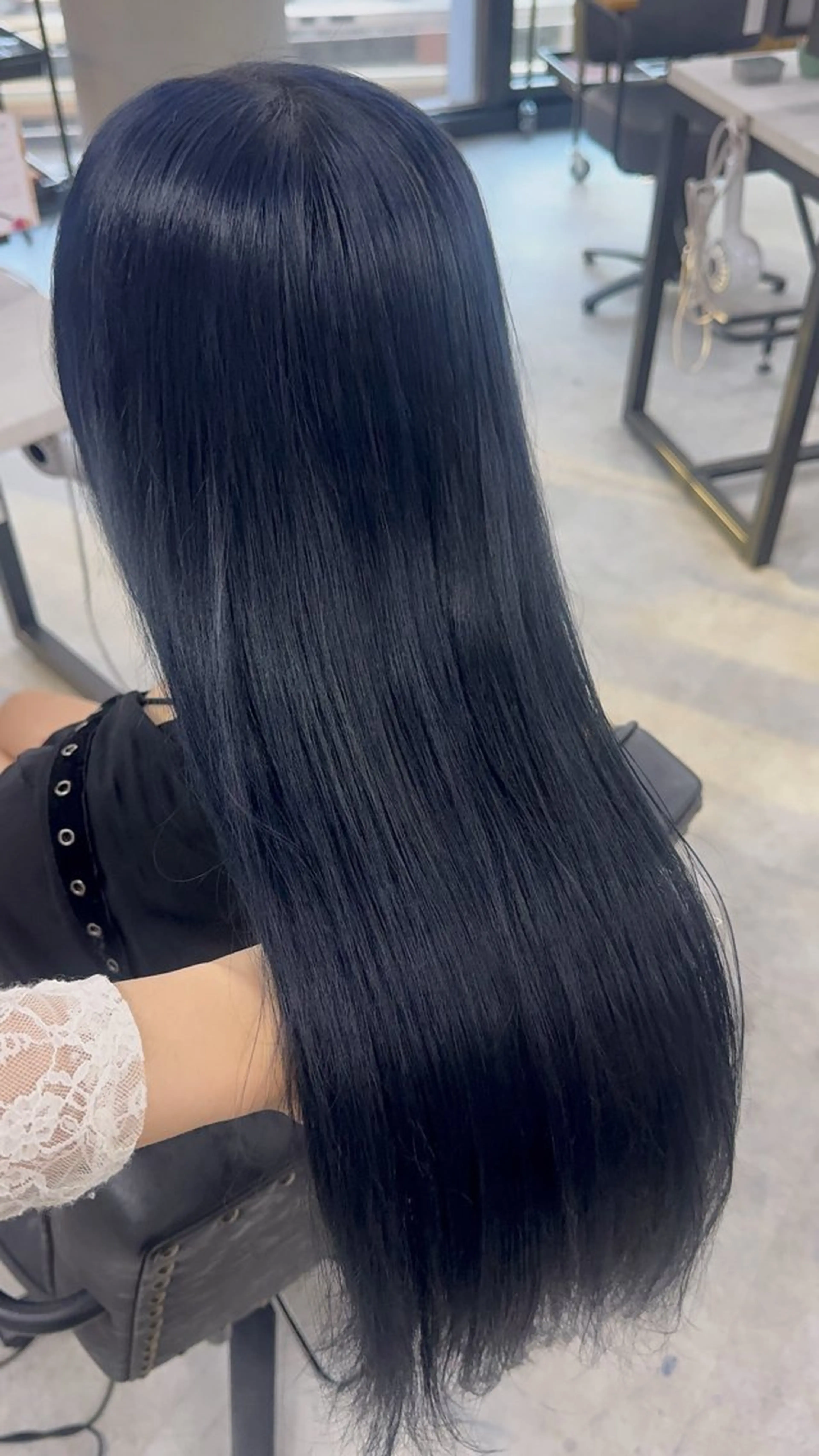 ロング カラー アッシュ アッシュブラウン ベージュカラー 黒髪 ブリーチ 赤み無し柔らかカラー 【梅田】madokaのヘアスタイル