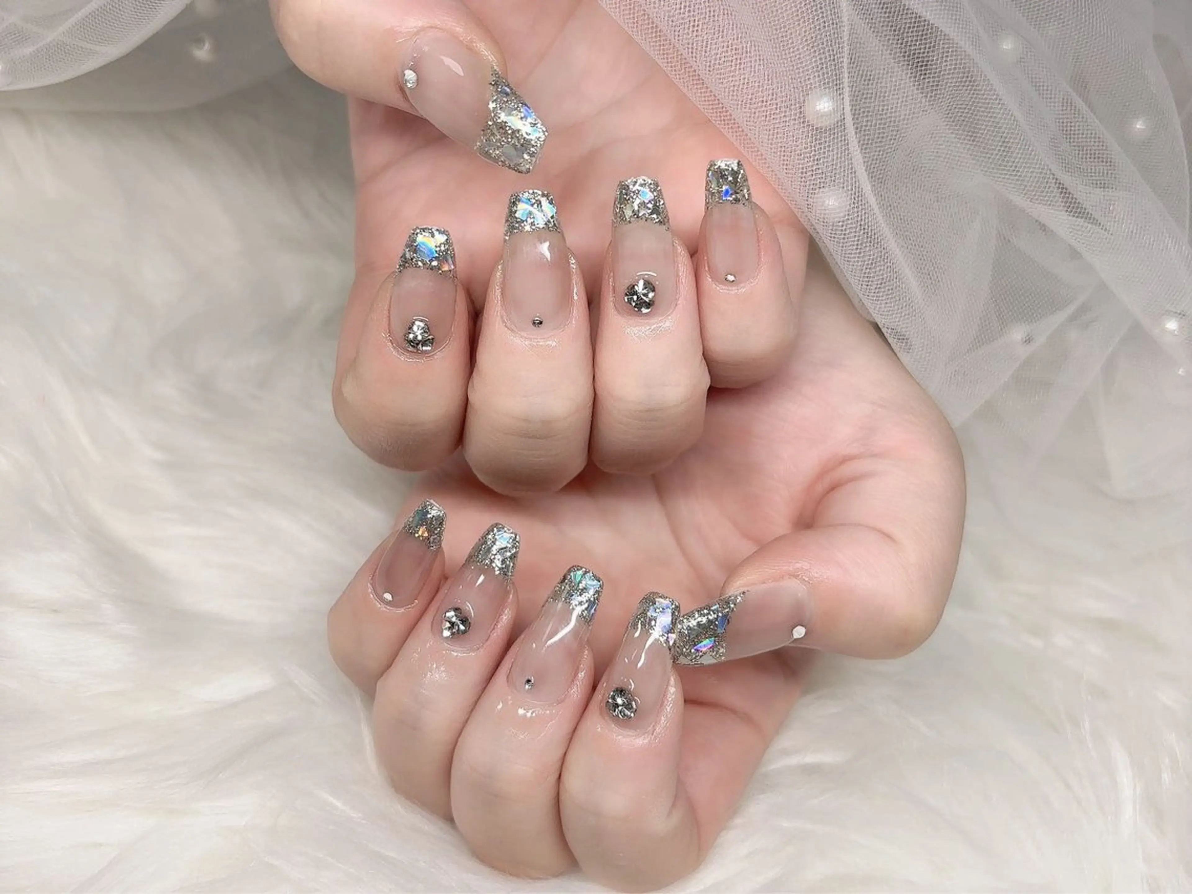 ネイル オーロラネイル 長さ出し フラッシュネイル フレンチネイル ジェルネイル ハンドネイル ETERNA Nail 銀座店【パラジェル/フィルイン/チップ長さだし/マグネット/ニュアンス】所属・ア カリのネイルデザイン