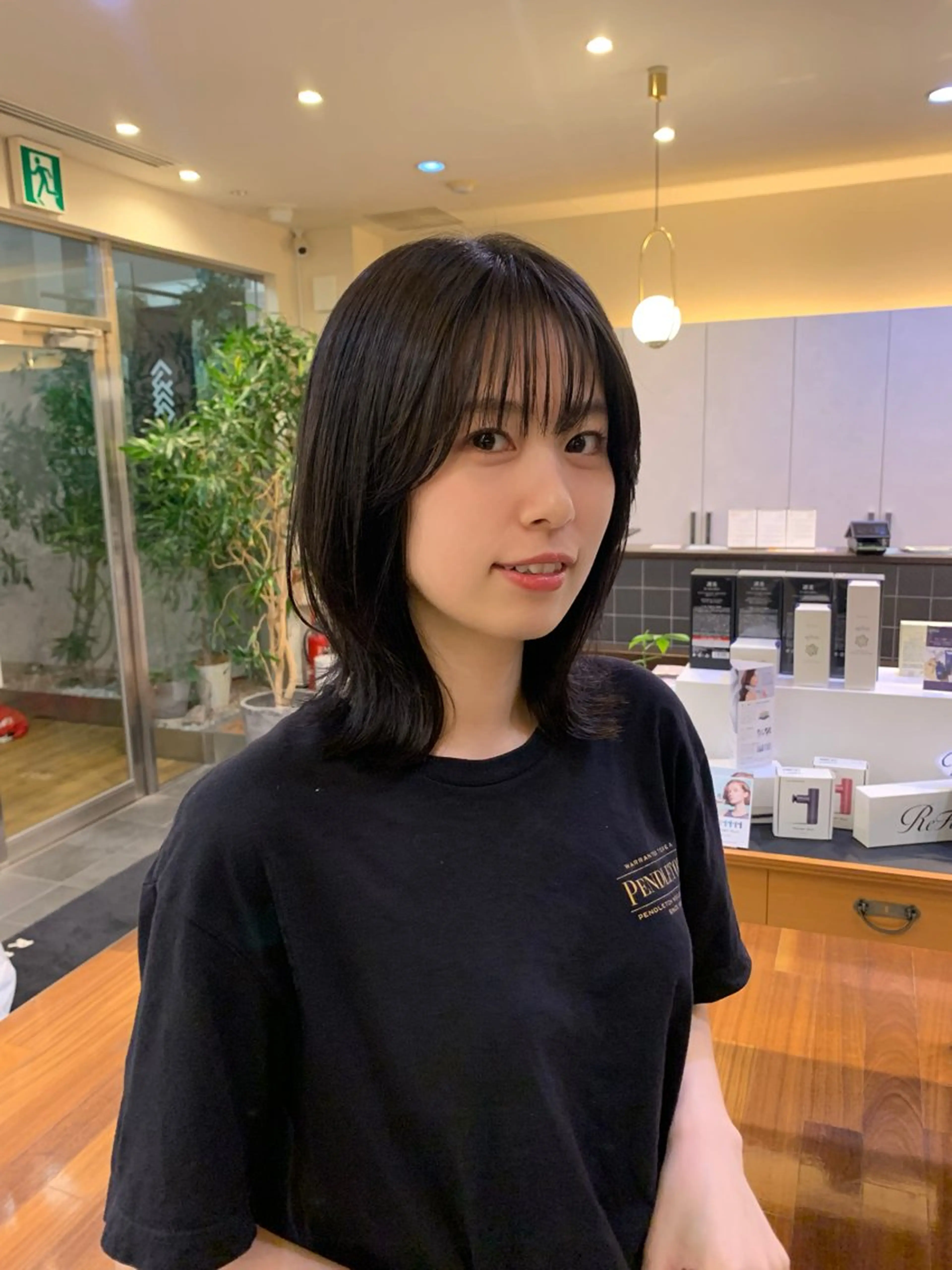 ミディアム カラー カット ヘアカラー トリートメント 透明感カラー特化/ ベージュ/梅田/英輝のヘアスタイル