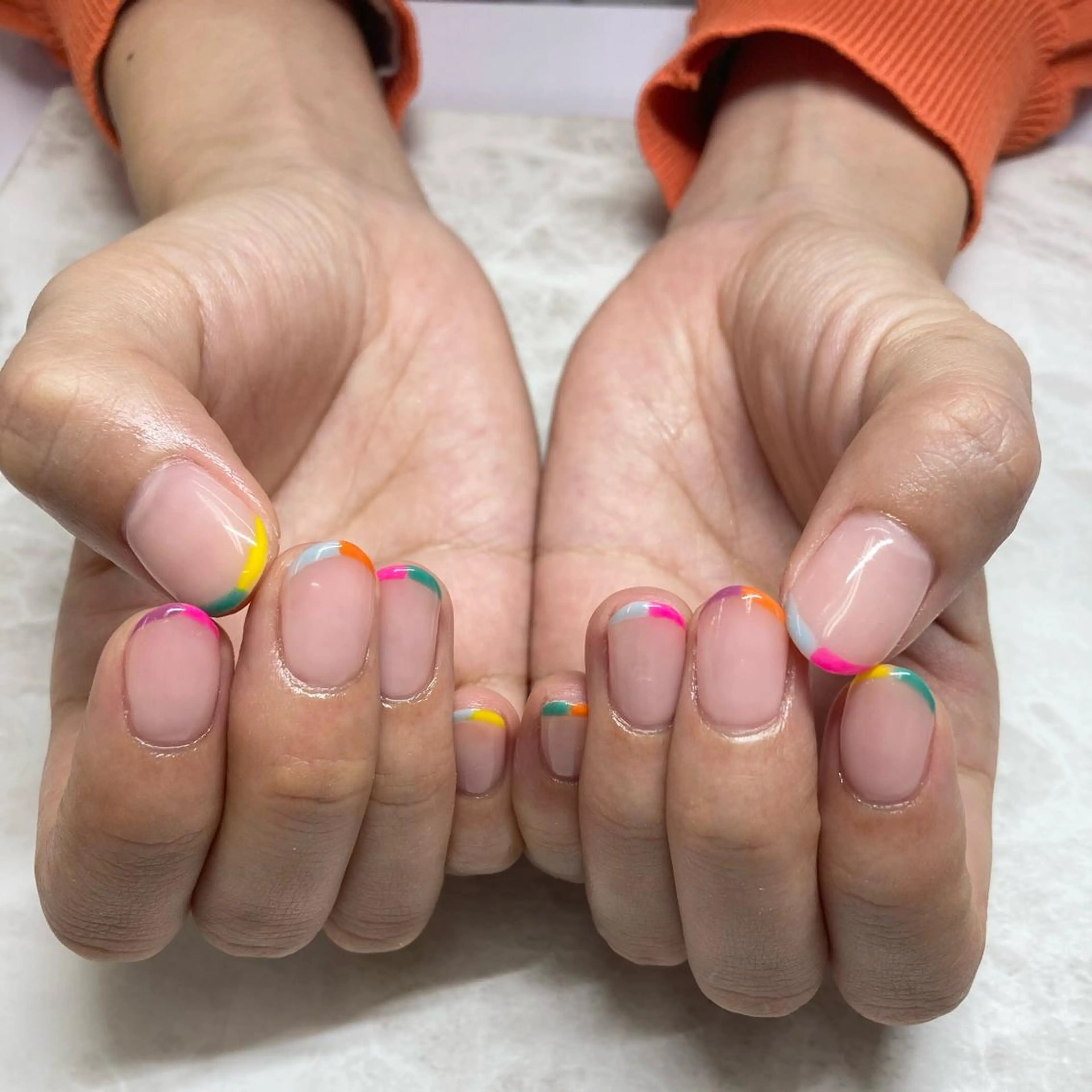 ネイル アートネイル フットネイル フレンチネイル ニュアンスネイル オフィスネイル RicottEYELASH&NAIL所属・下城 葵のエステ・リラクイメージ