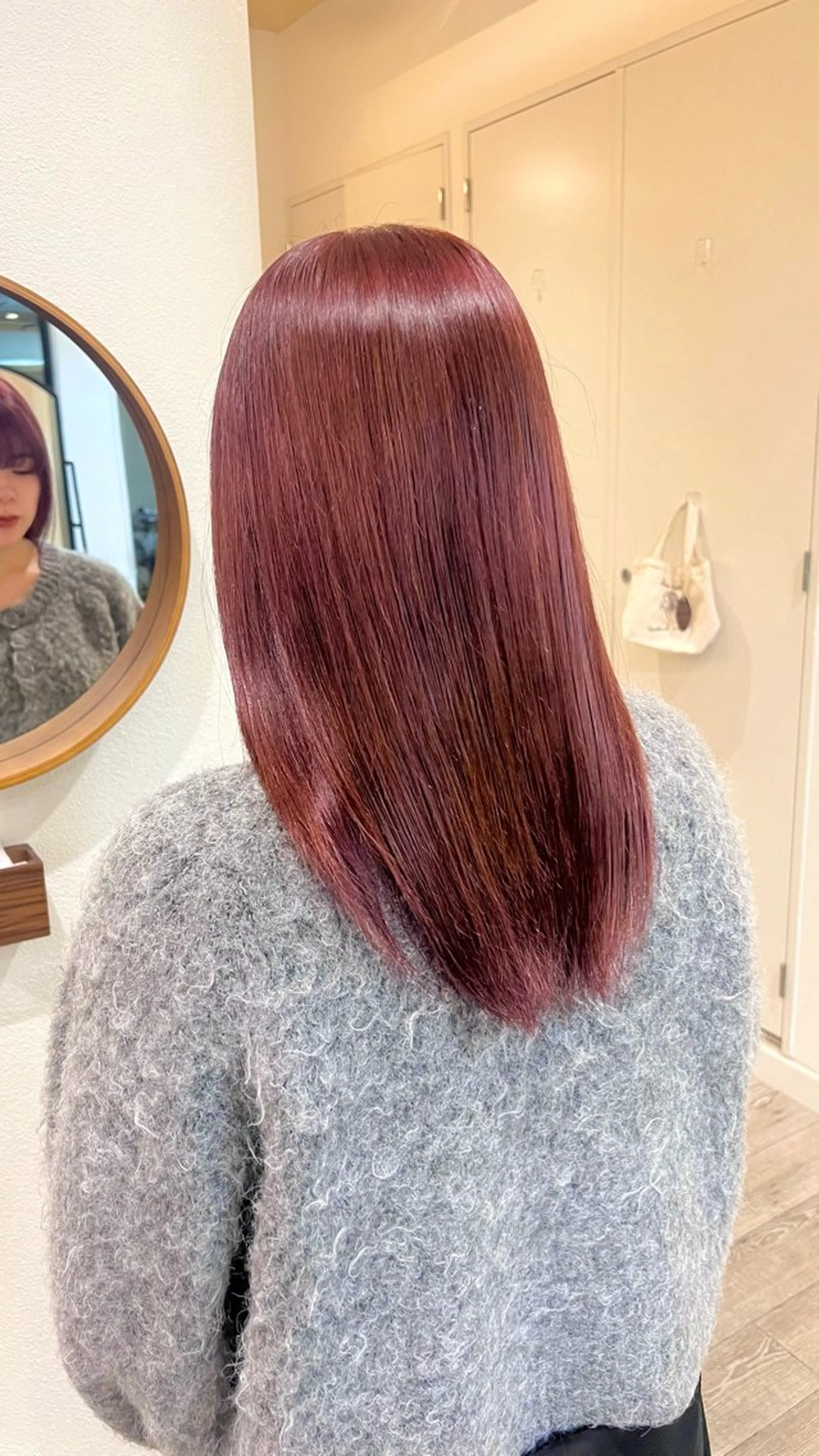 セミロング カラー ヘアカラー Garland 表参道所属・ミディアムレイヤー/ 艶カラー🎀　emiのヘアスタイル