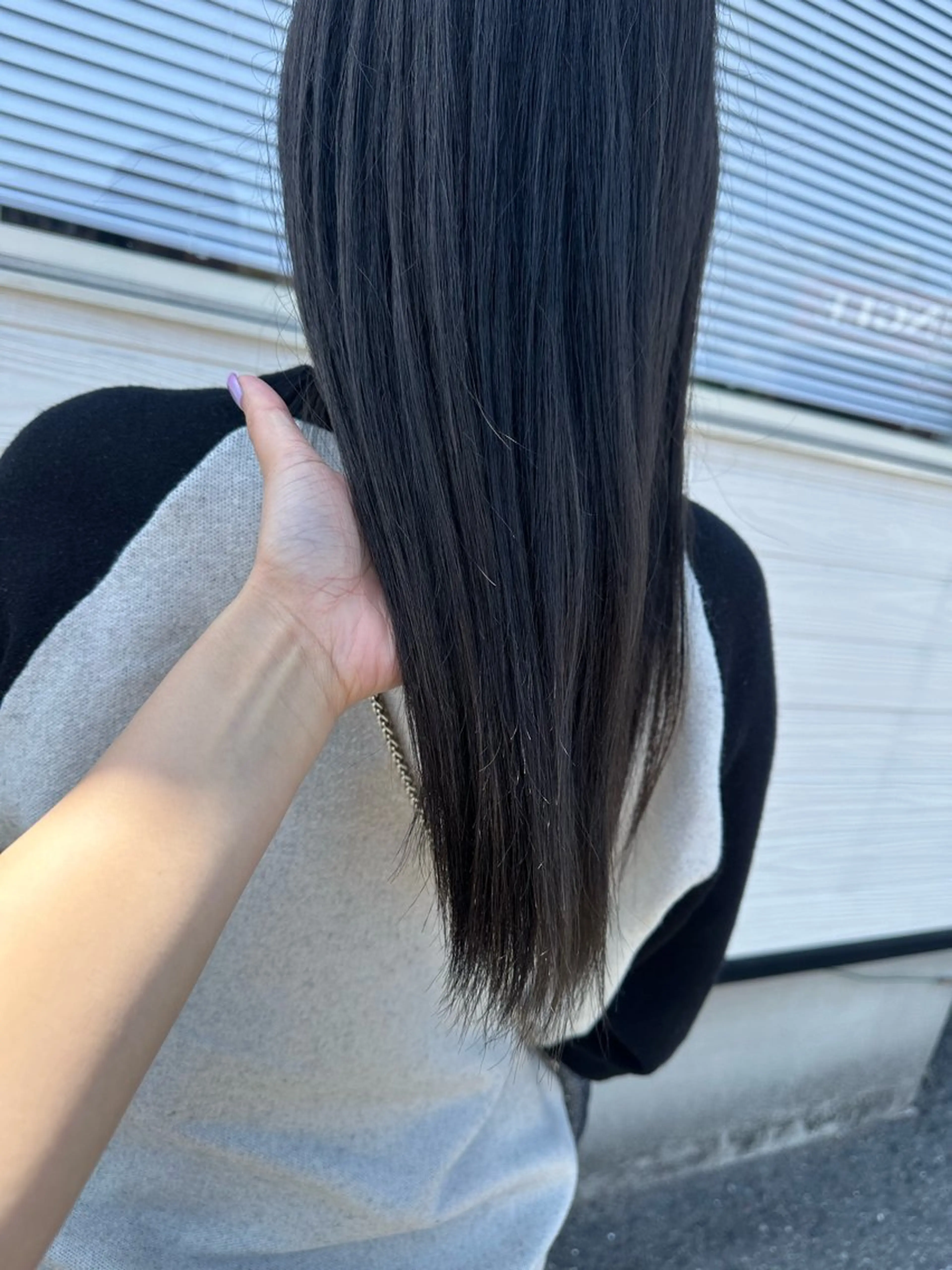 ミディアム ヘアカラー 半田 知穂のヘアスタイル